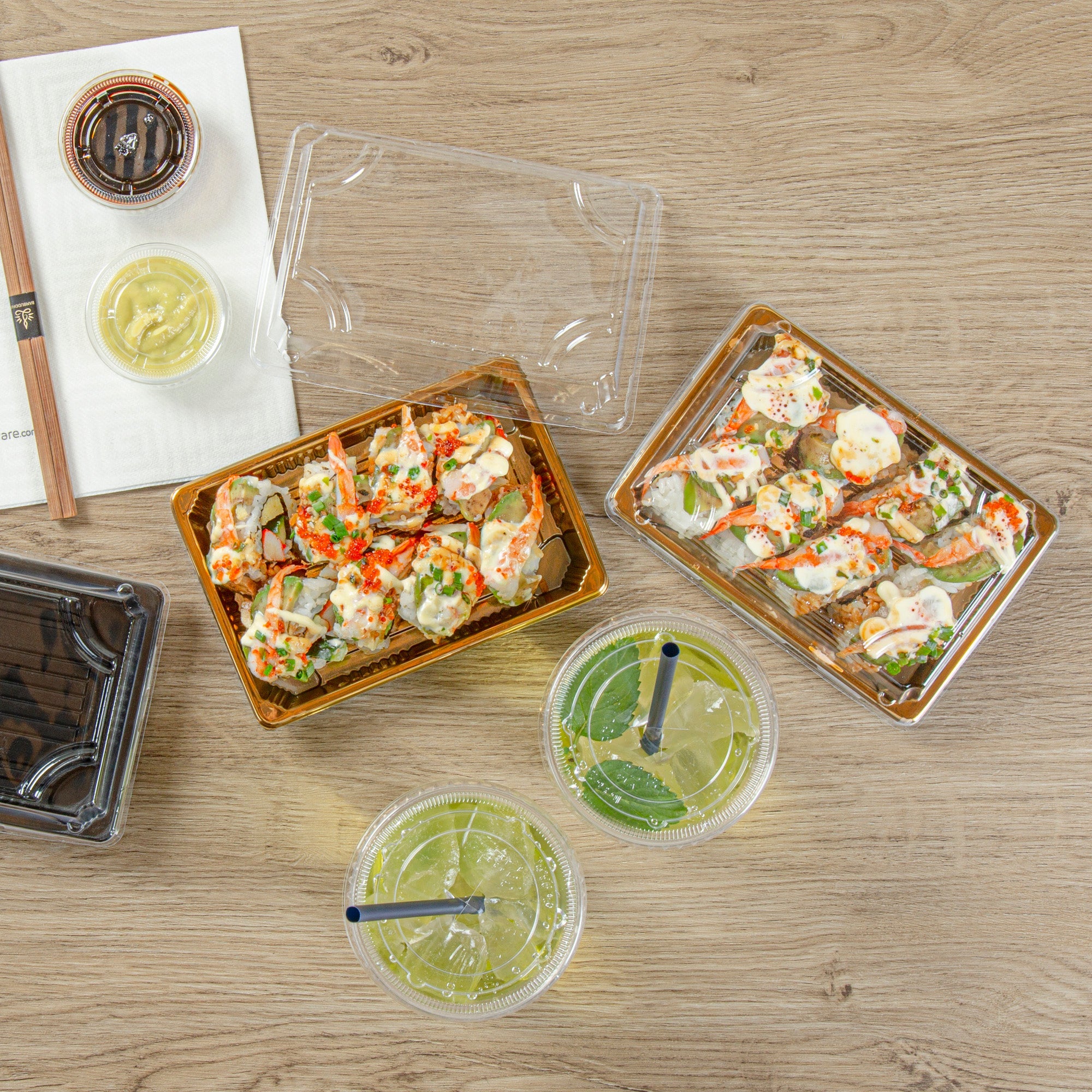 Roku Rectangle Gold Plastic Take Out Sushi Tray - with Clear Lid - 6 1/2" x 4 1/4" x 1 1/2" - 100 count box