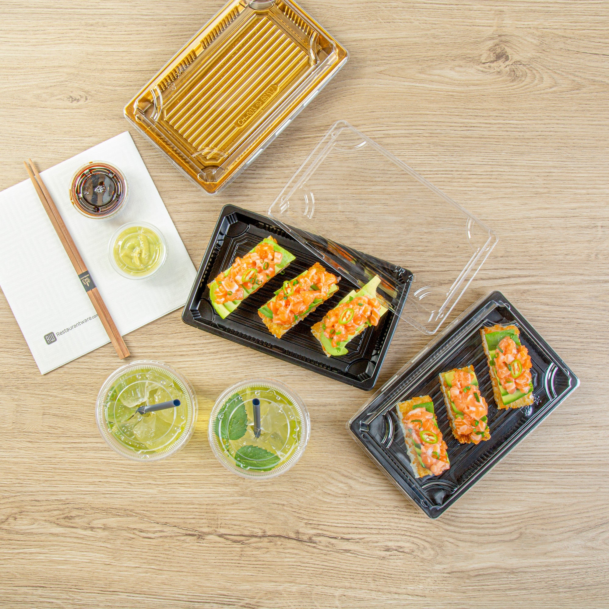 Roku Rectangle Black Plastic Take Out Sushi Tray - with Clear Lid - 8 1/4" x 5 1/4" x 1 1/2" - 100 count box