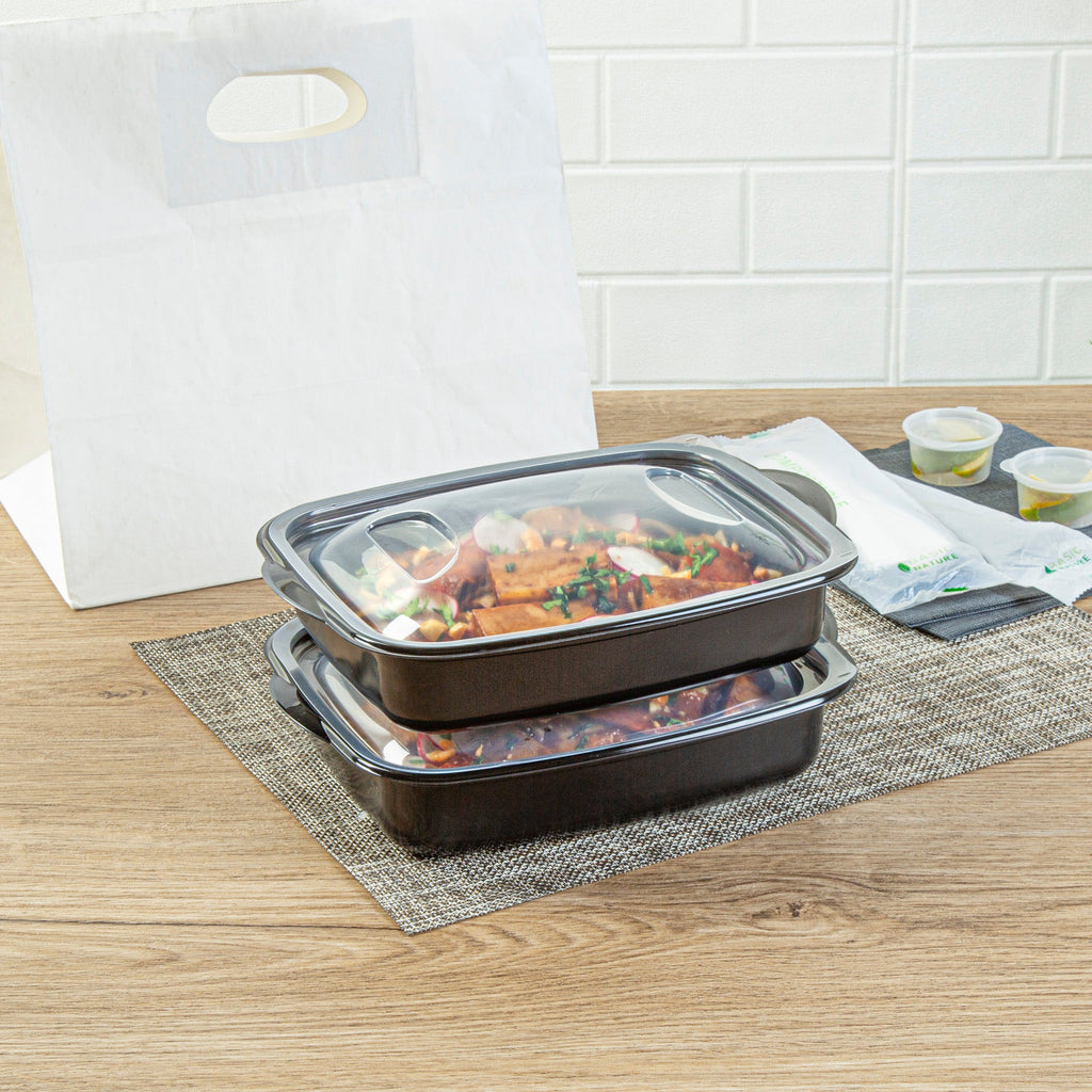Chef 101 36 oz Rectangle Black Plastic Food Container - with Clear Lid, Microwavable - 8 3/4" x 7" x 2 1/4" - 50 count box