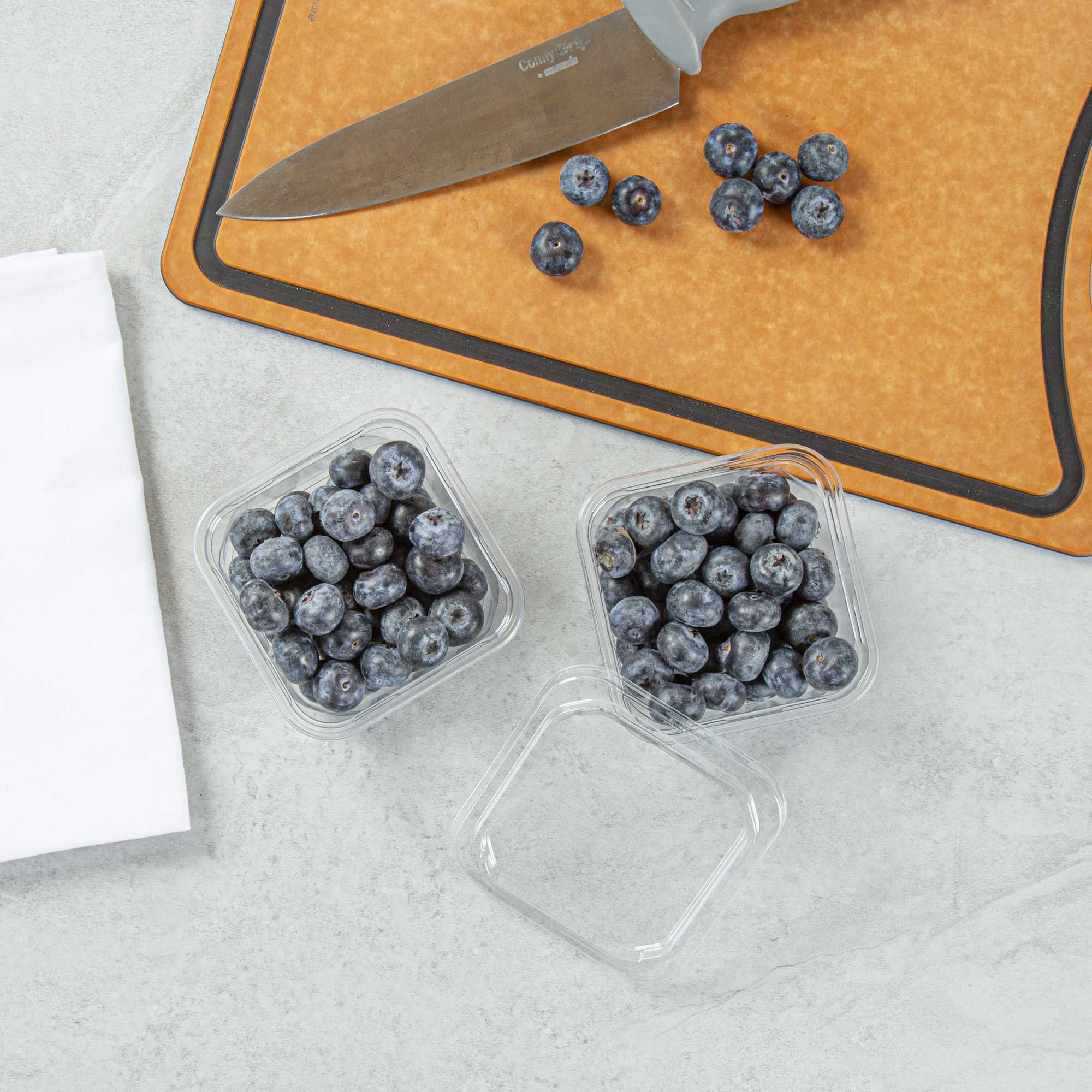 Thermo Tek 12 oz Square Clear Plastic Deli / Snack Container - 4 1/2" x 4 1/2" x 2" - 50 count box