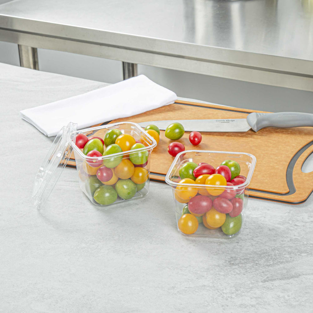 Thermo Tek 20 oz Square Clear Plastic Deli / Snack Container - 4 1/2" x 4 1/2" x 3 1/2" - 50 count box
