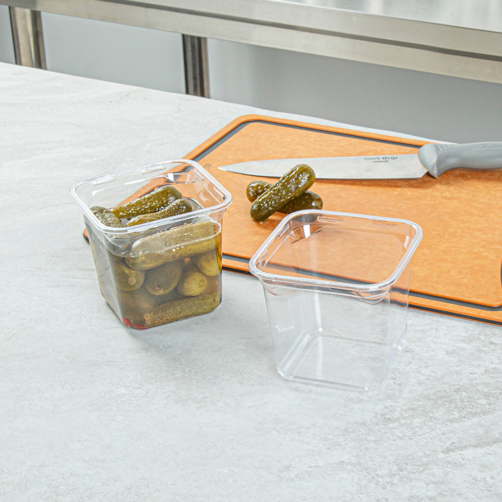 Thermo Tek 24 oz Square Clear Plastic Deli / Snack Container - 4 1/2" x 4 1/2" x 4 1/4" - 100 count box