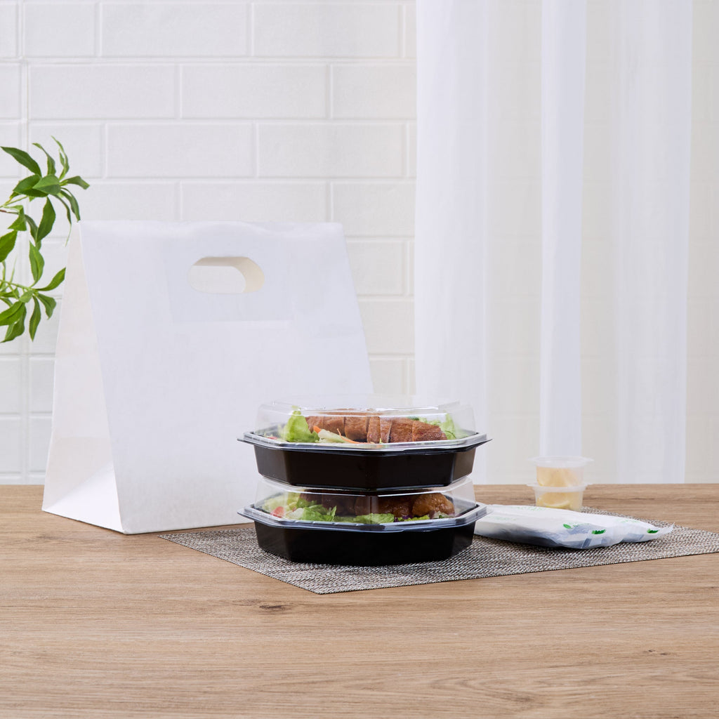 Chef 101 Octagon Black Plastic Food Container - with Clear Lid - 7 1/2" x 7 1/2" x 2 1/4" - 100 count box