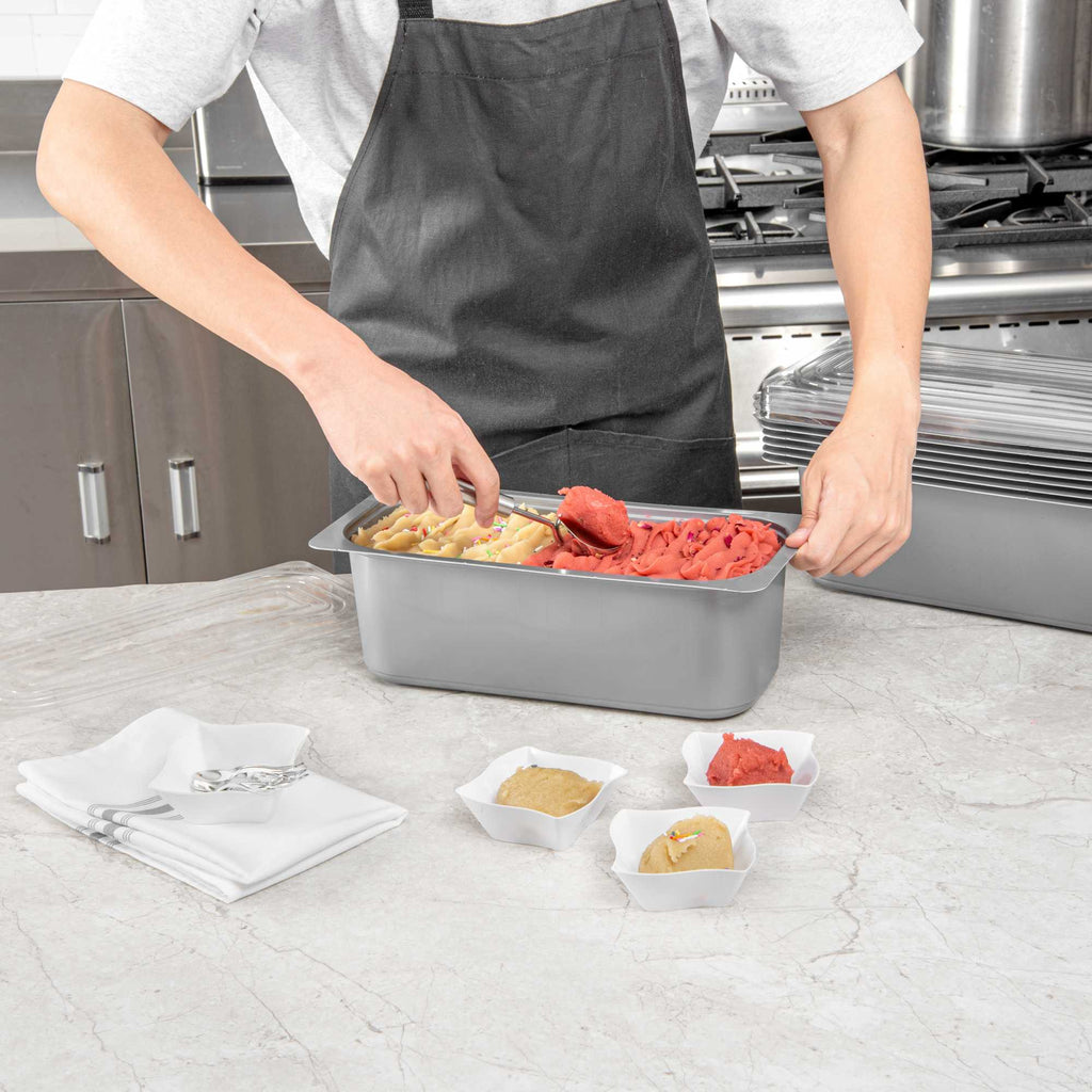 Chef 101 5 Qt Rectangle Gray Plastic Ice Cream Container - with Clear Lid - 13 1/2" x 6 1/2" x 4 3/4" - 25 count box