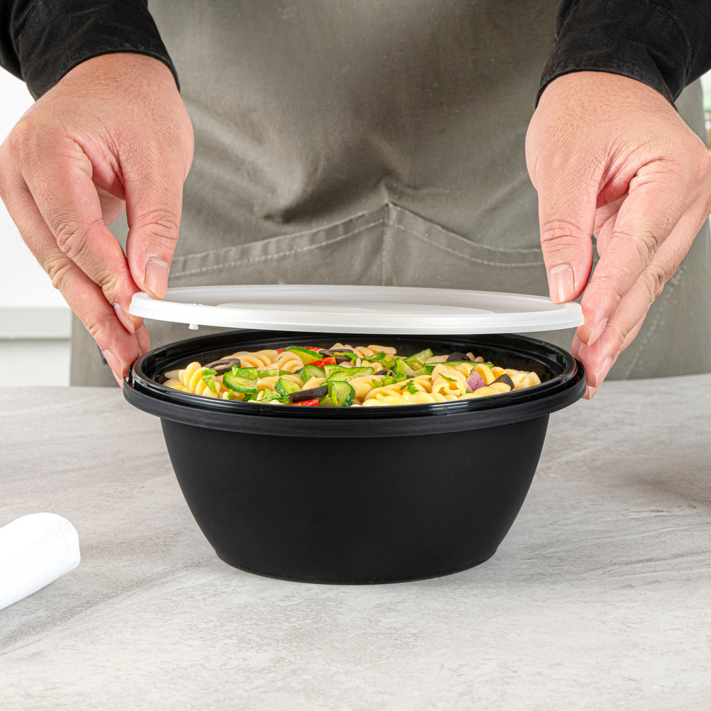 Cater Tek 51 oz Round Black Plastic Catering / Serving Bowl - with Clear Lid, Microwavable - 8" x 8" x 3 1/2" - 100 count box
