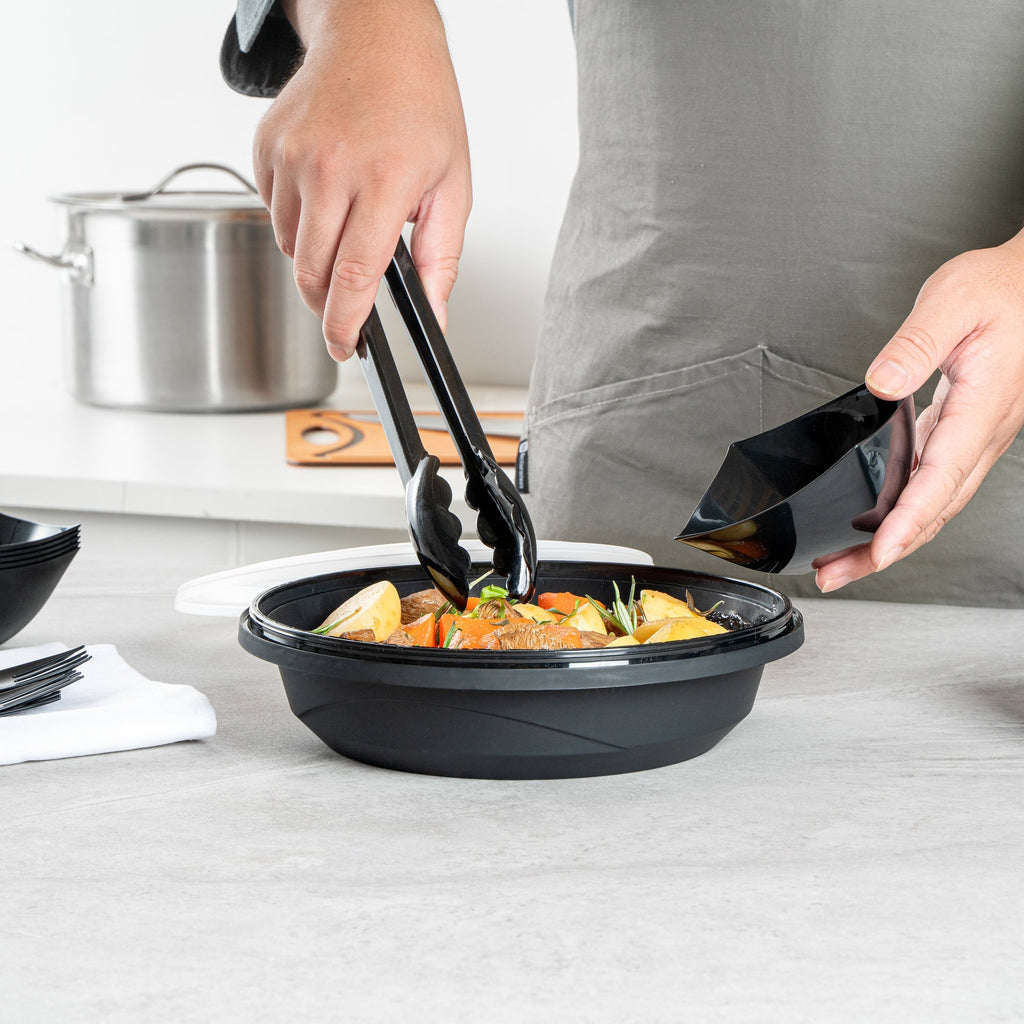 Cater Tek 58 oz Round Black Plastic Catering / Serving Bowl - with Clear Lid, Microwavable - 8" x 8" x 3 3/4" - 25 count box
