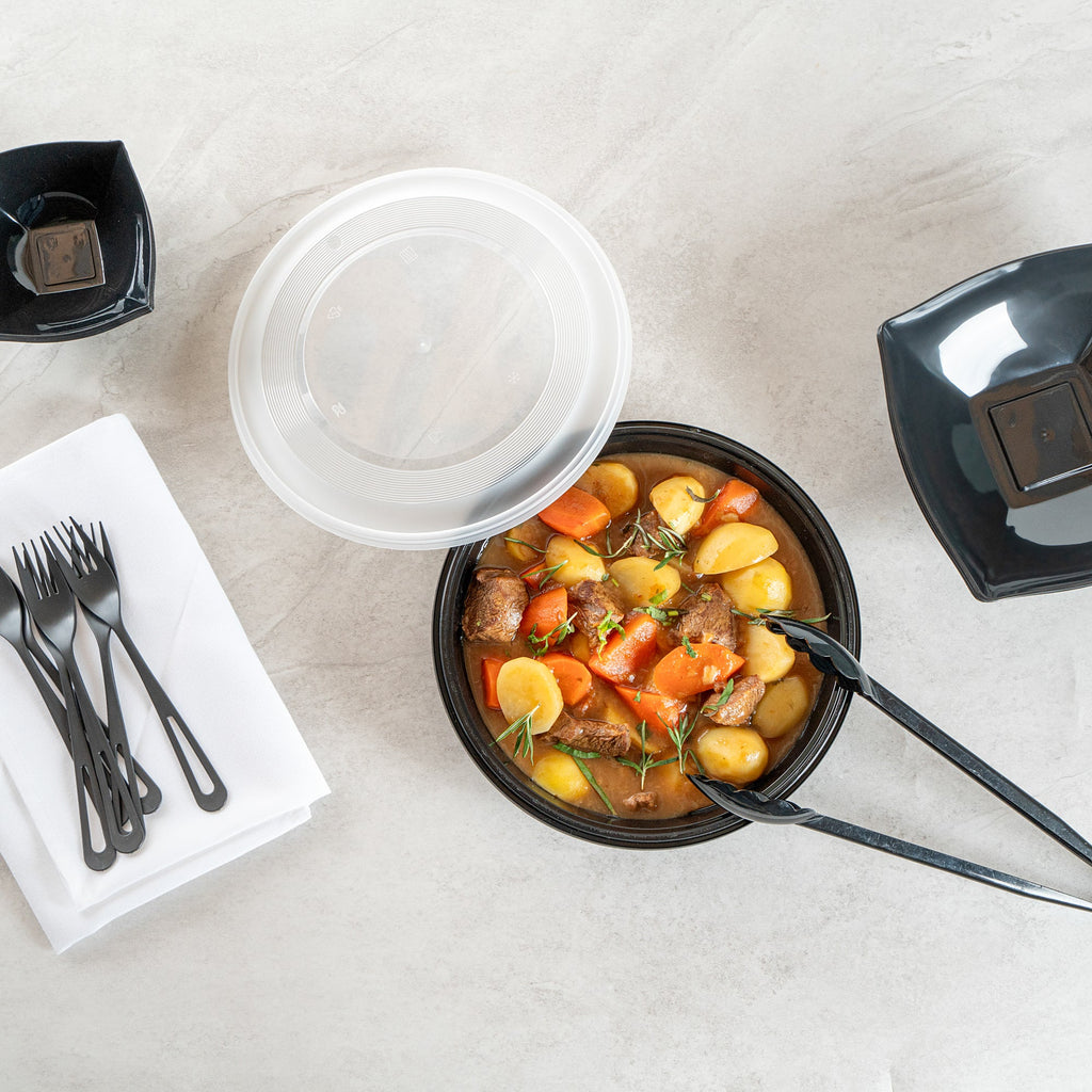 Cater Tek 58 oz Round Black Plastic Catering / Serving Bowl - with Clear Lid, Microwavable - 8" x 8" x 3 3/4" - 25 count box