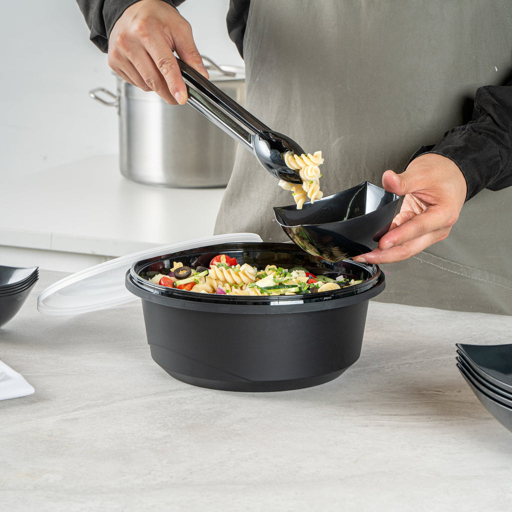Cater Tek 101 oz Round Black Plastic Catering / Serving Bowl - with Clear Lid, Microwavable - 9 3/4" x 9 3/4" x 4" - 25 count box
