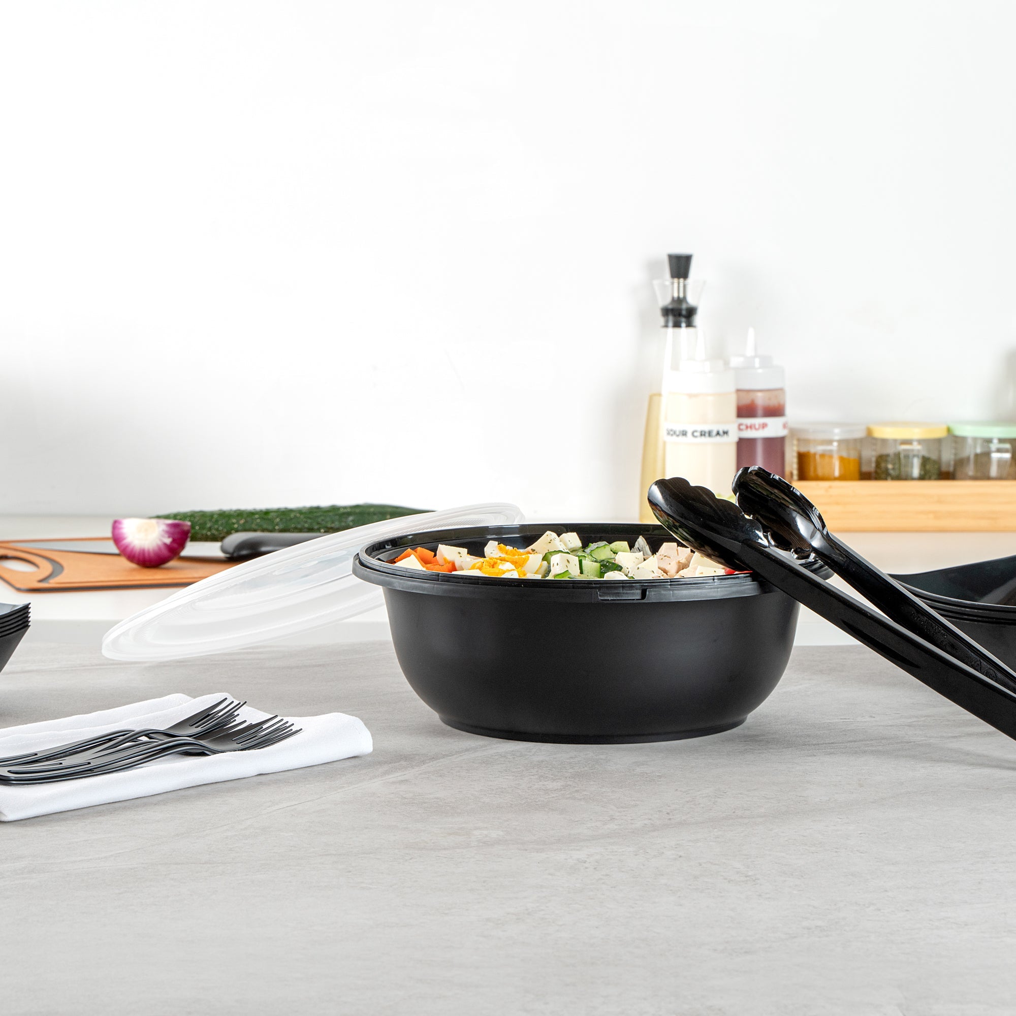 Cater Tek 169 oz Round Black Catering / Serving Bowl - with Clear Lid, Microwavable - 11 3/4" x 11 3/4" x 4 1/2" - 50 count box