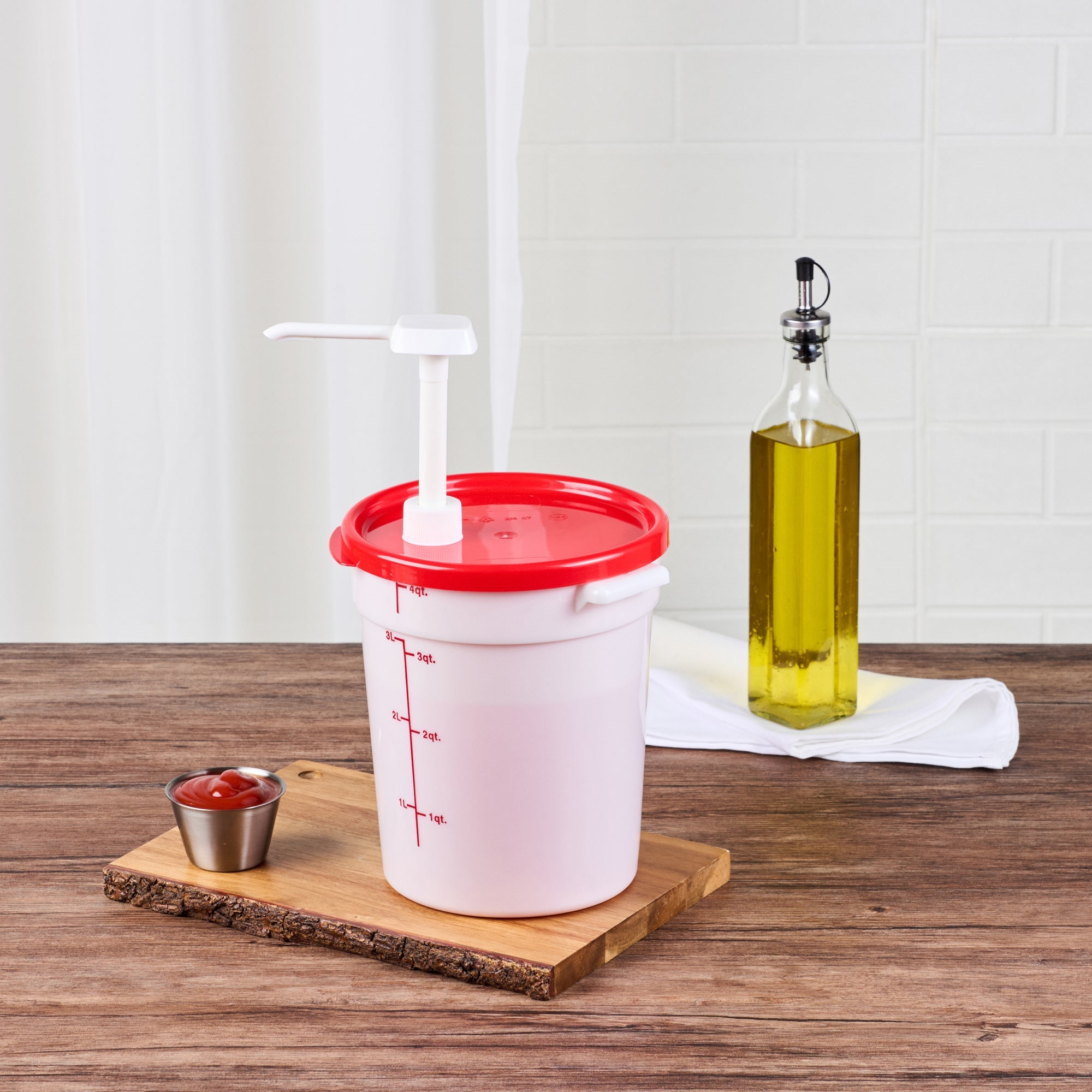 Met Lux Round Red Plastic Lid - Fits 4 qt Food Storage Container - 1 count box