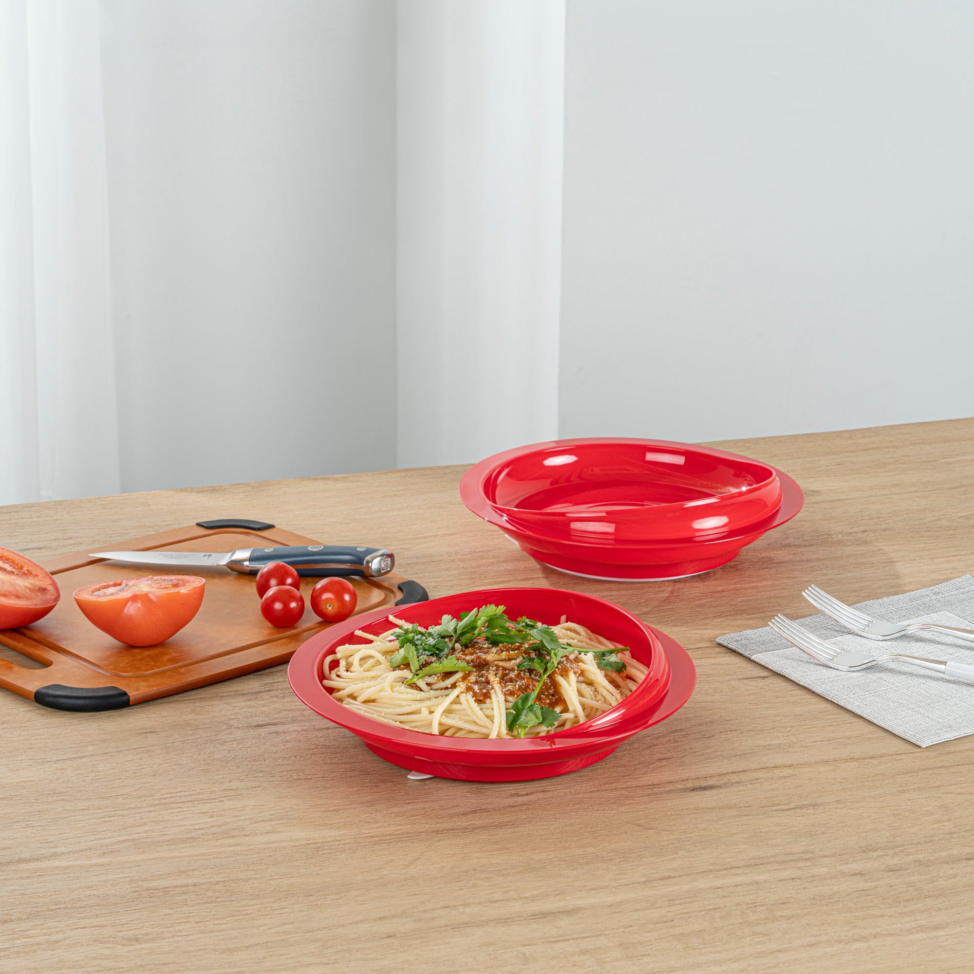 Adapt Tek Round Red Plastic Scoop Plate - Spillproof, with Suction Base - 9" x 9" x 2 1/4" - 1 count box