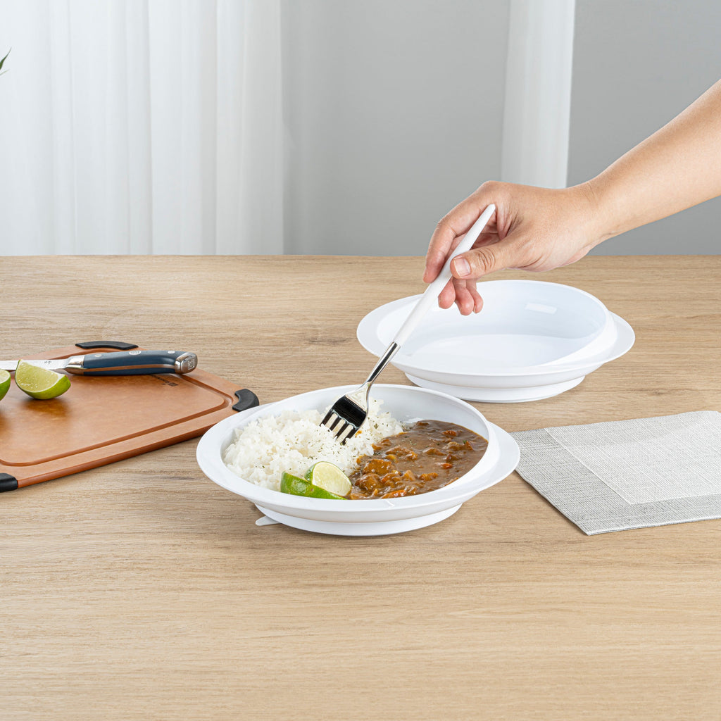 Adapt Tek Round White Plastic Scoop Plate - Spillproof, with Suction Base - 9" x 9" x 2 1/4" - 20 count box