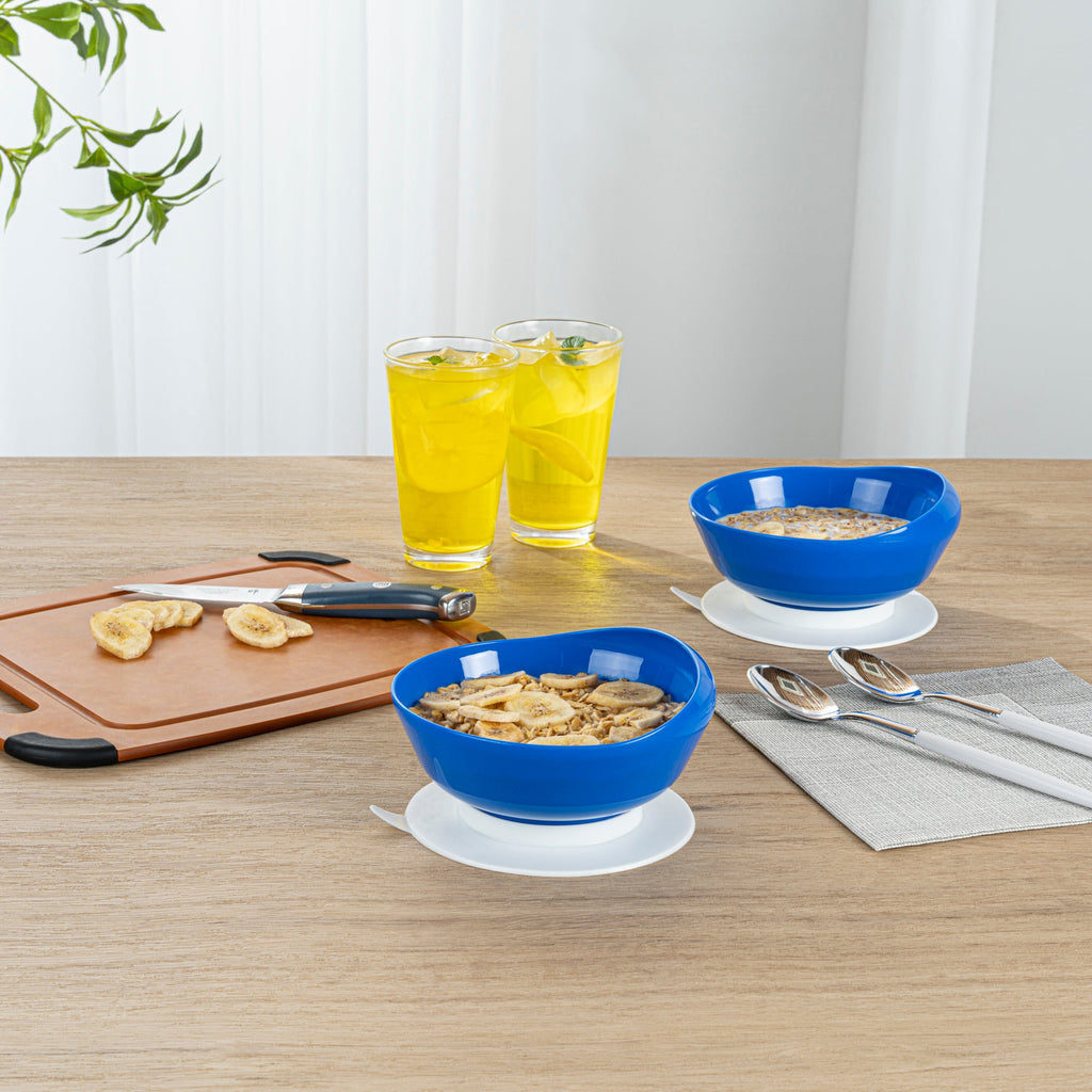 Adapt Tek 19 oz Round Blue Plastic Scoop Bowl - Spillproof, with Suction Base - 5 3/4" x 5 3/4" x 3" - 1 count box