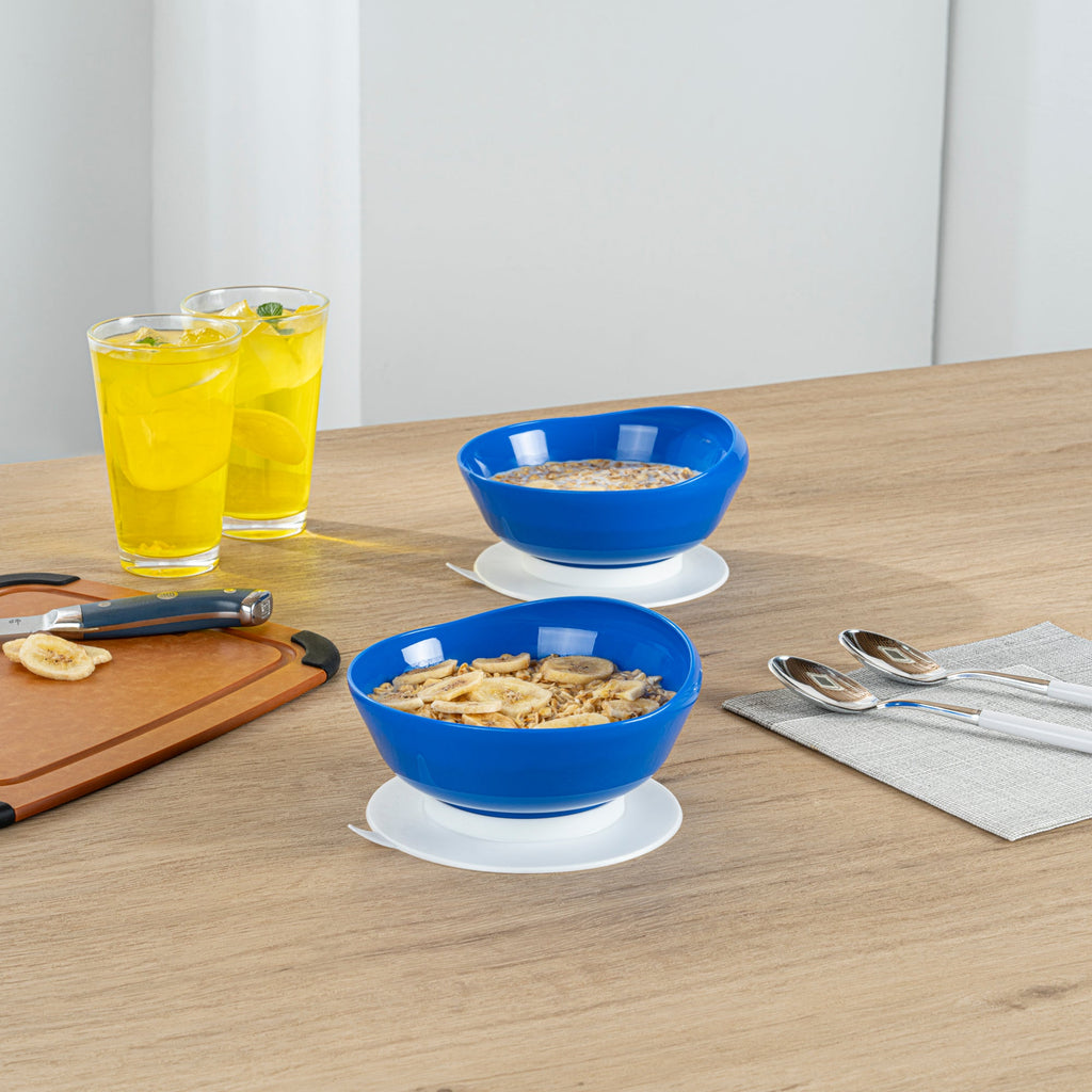 Adapt Tek 19 oz Round Blue Plastic Scoop Bowl - Spillproof, with Suction Base - 5 3/4" x 5 3/4" x 3" - 20 count box