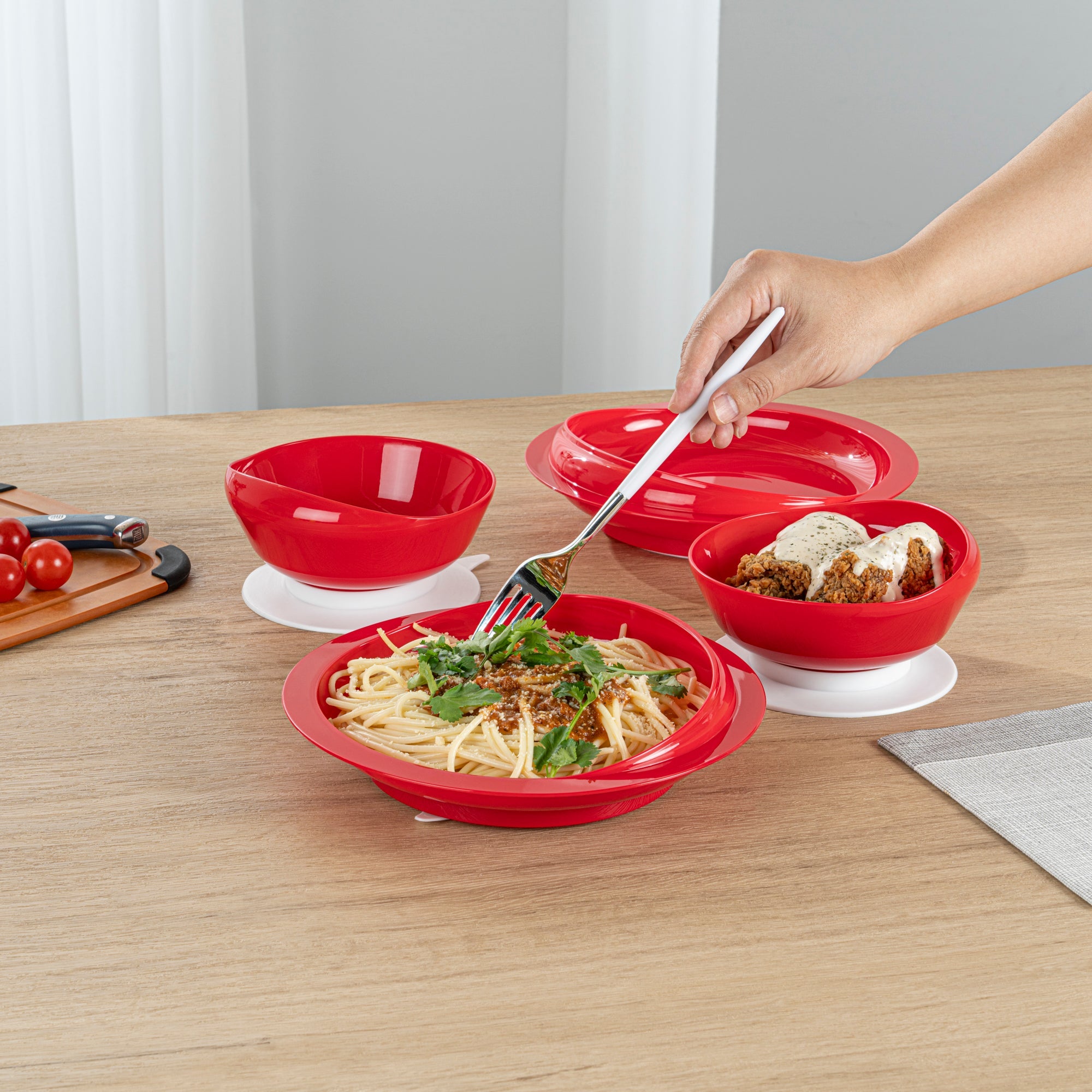 Adapt Tek Red Plastic 2-Piece Scoop Plate and Bowl Set - Spillproof, with Suction Base - Includes 20 Plates and 20 Bowls