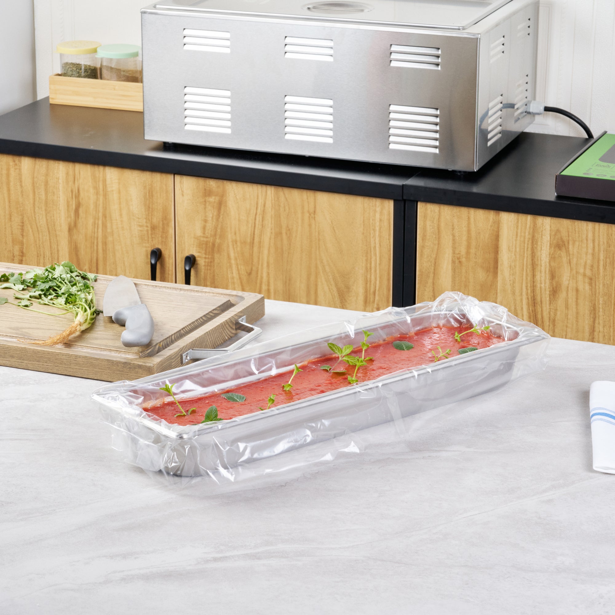 Fresh Hero Nylon Half Size Long Steam Table Pan Liner - 2.5" Depth - 27" x 10" - 100 count box