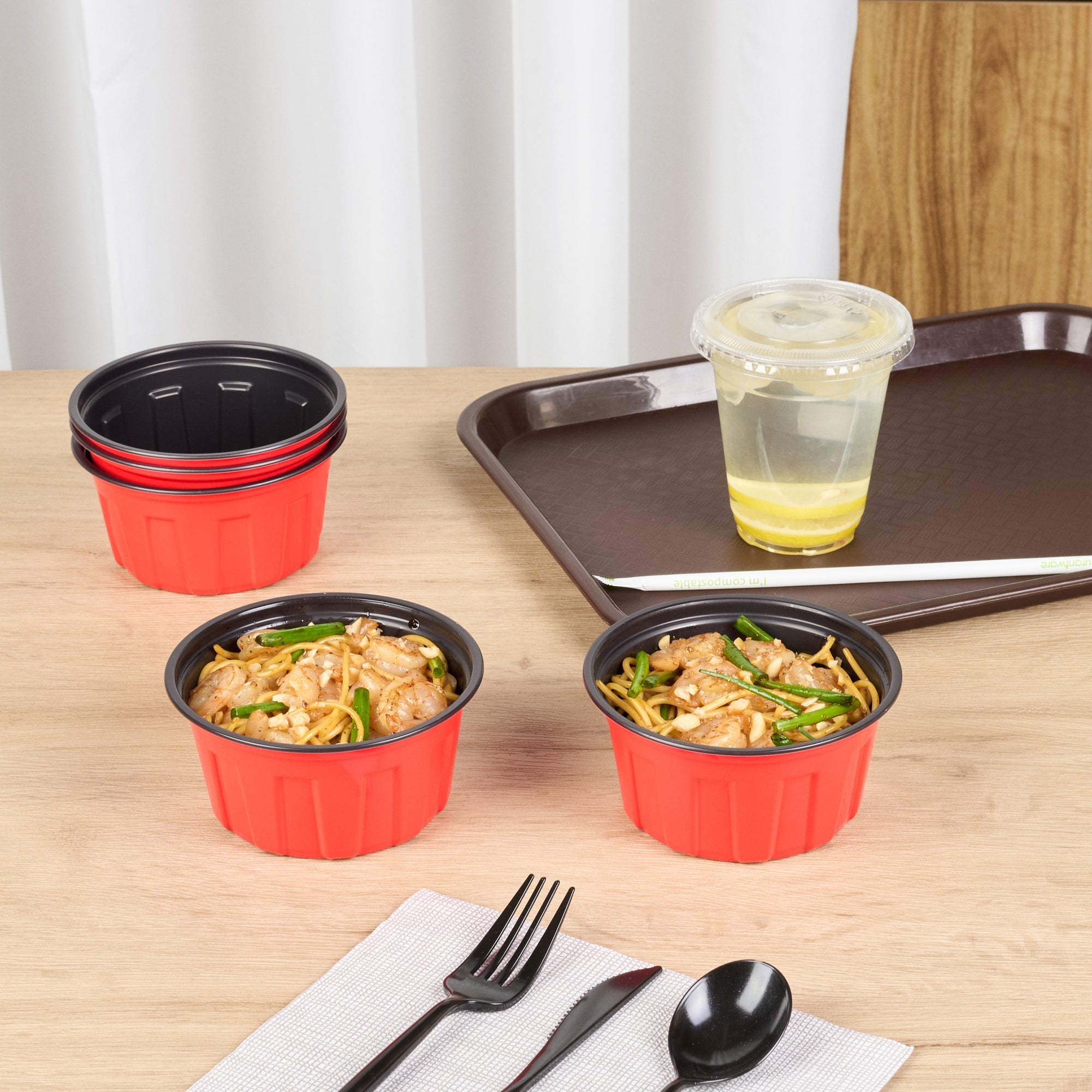 Bento Tek 12 oz Round Red Plastic To Go Box - Microwave-Safe - 4 3/4" x 4 3/4" x 2 1/4" - 50 count box