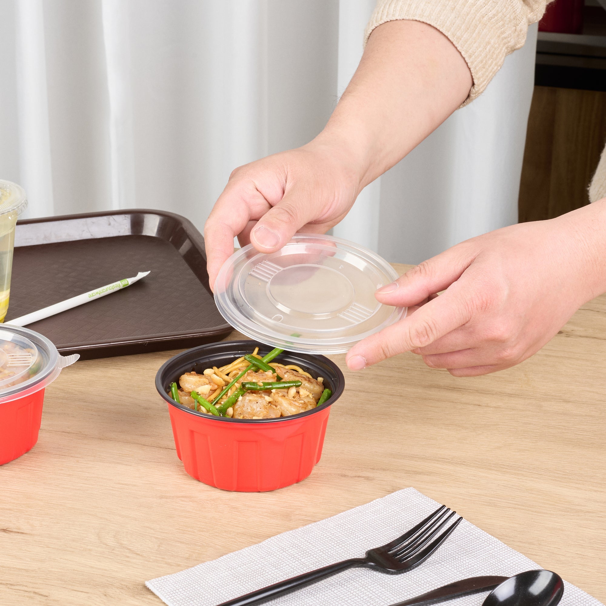 Bento Tek Round Clear Plastic Lid - Fits 12 oz To Go Box - 5" x 5" - 200 count box