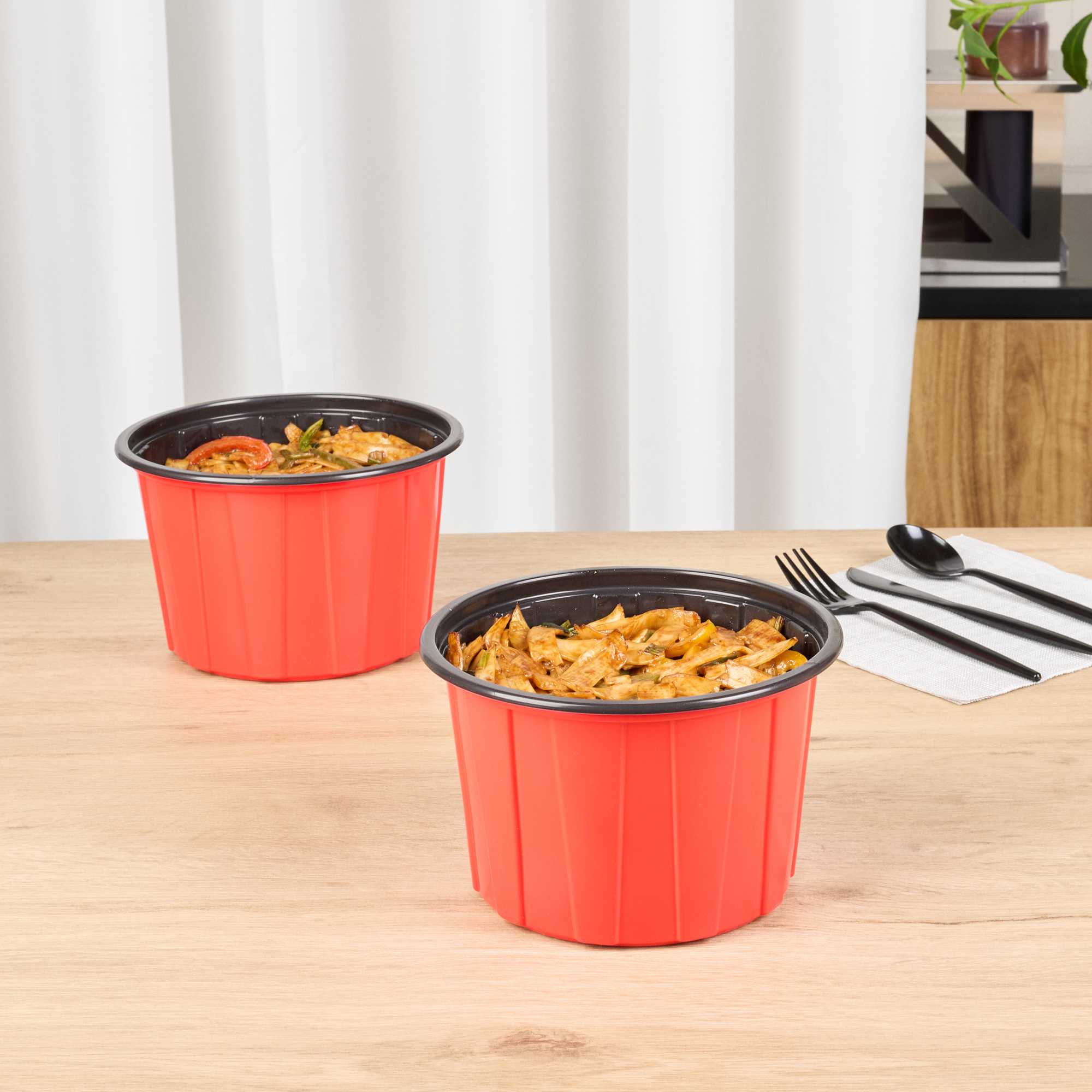 Bento Tek 58 oz Round Red Plastic To Go Box - Microwave-Safe - 7" x 7" x 4 1/2" - 200 count box