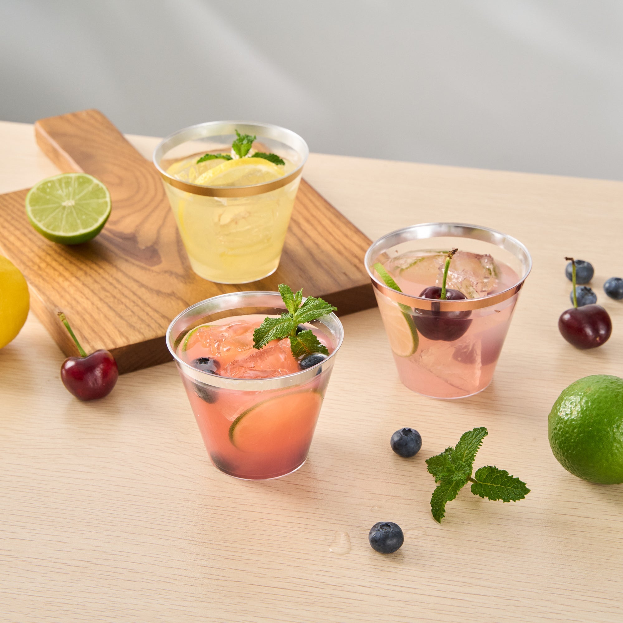 Chef 101 9 oz Clear Plastic Tumbler - with Silver Rim - 3 1/2" x 3 1/2" x 2 3/4" - 20 count box