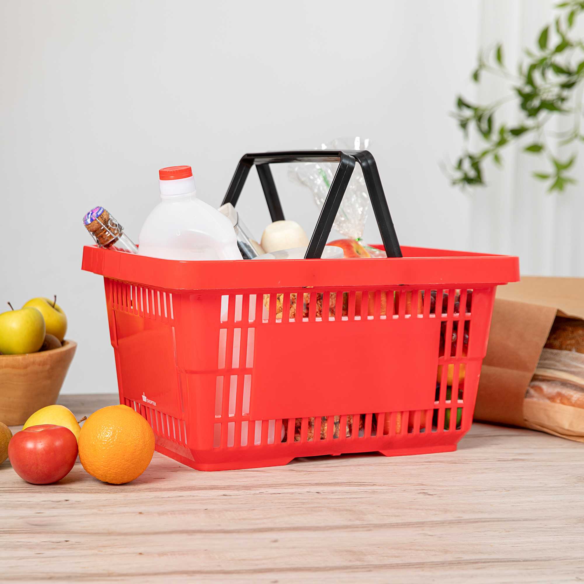 Shop Tek Red Plastic Grocery Market Shopping Basket - with Plastic Handles - 17" x 11 3/4" - 10 count box