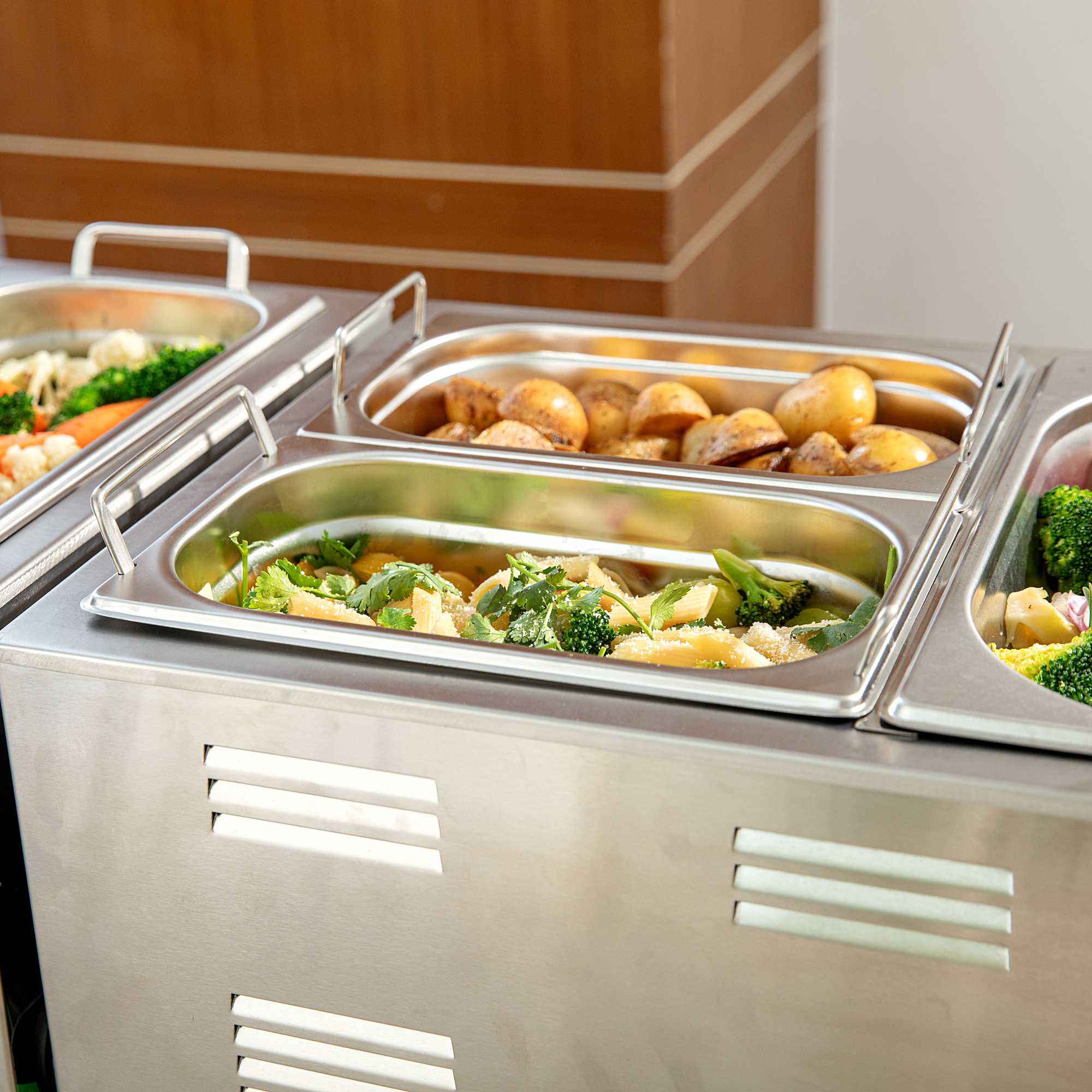 Met Lux Rectangle Stainless Steel 1/4 Size Steam Table Pan - 4 Inch Deep - Anti Jam, Collapsible Handles - 1 count box