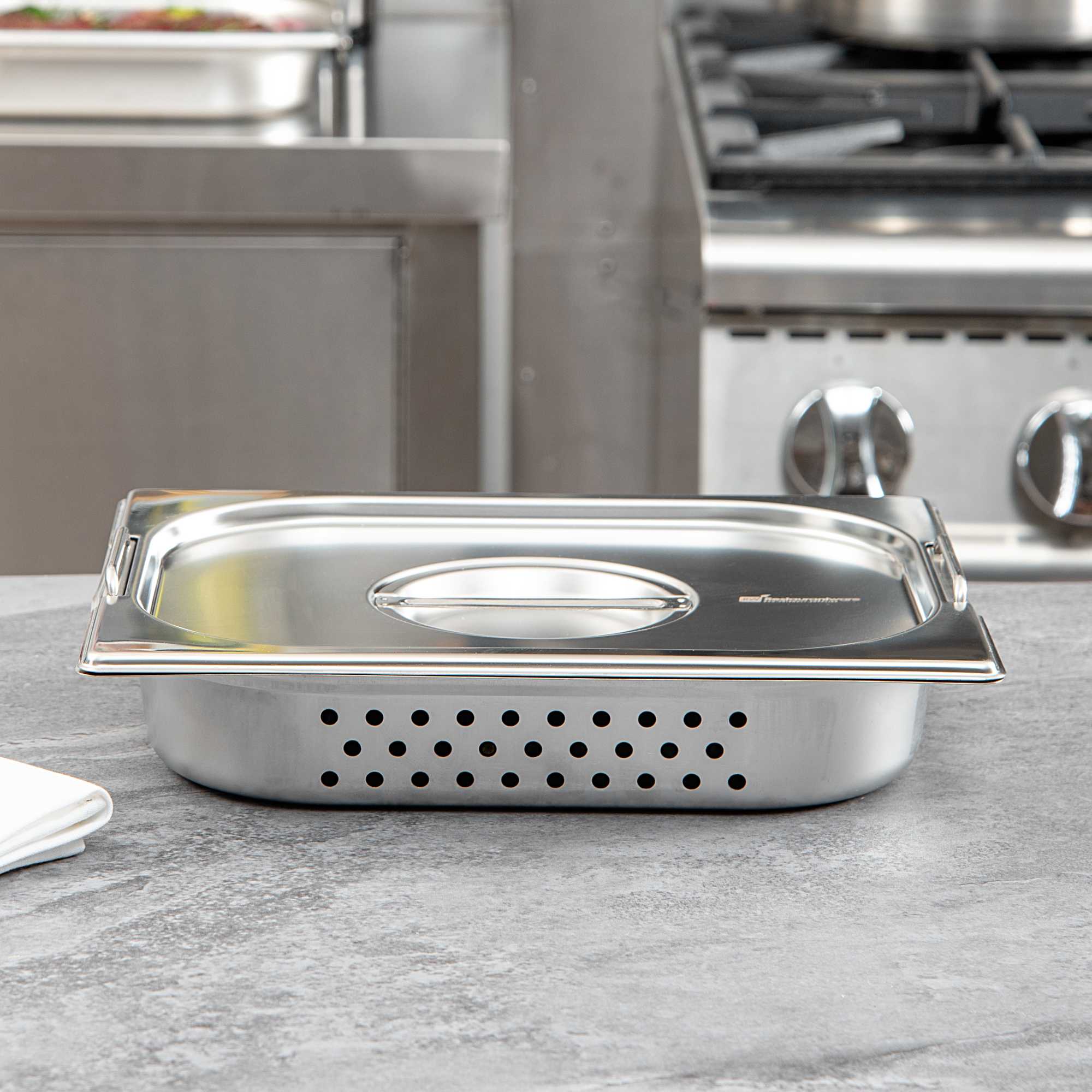 Met Lux Rectangle Stainless Steel Lid - Fits 1/2 Size Steam Table Pan - 1 count box