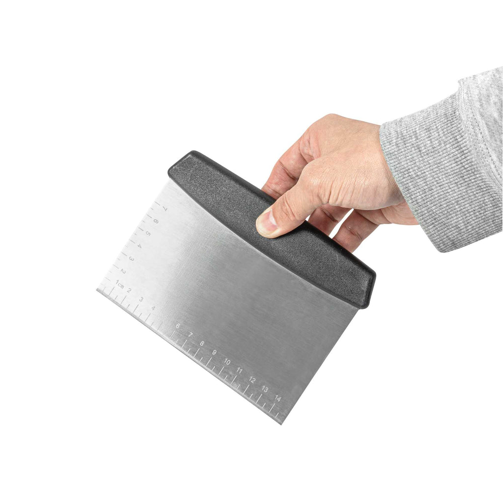 Met Lux Stainless Steel Dough Scraper - with Plastic Handle - 4 1/2" x 6 1/4" x 3/4" - 1 count box
