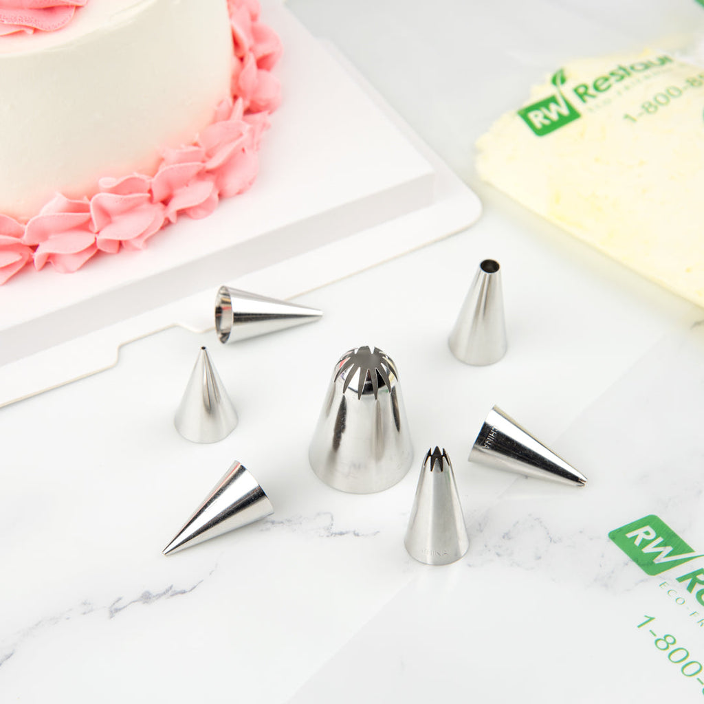 Pastry Tek Stainless Steel #1E Drop Flower Piping Tip - 1" x 1" x 1 1/2" - 1 count box