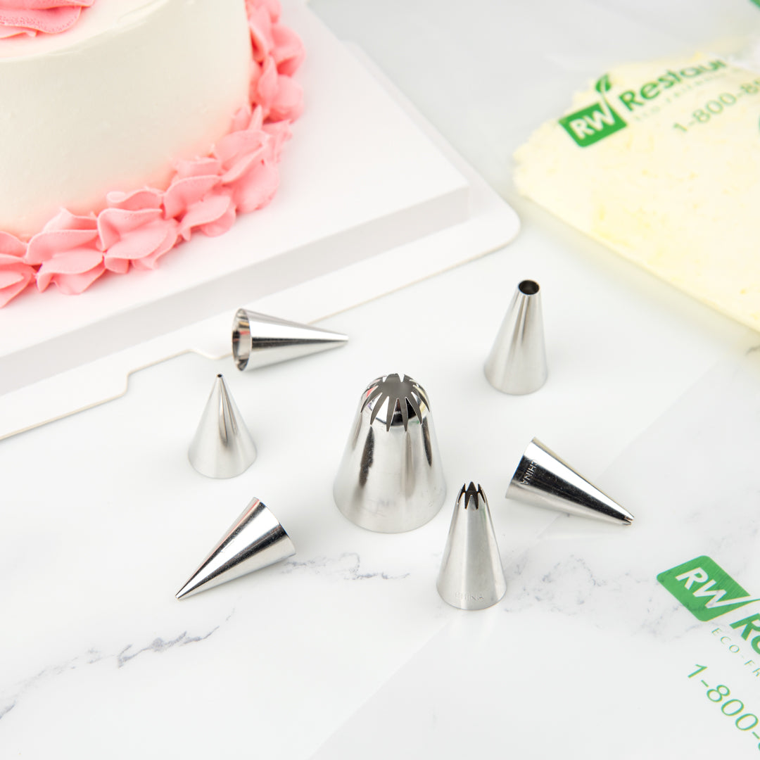 Pastry Tek Stainless Steel #1E Drop Flower Piping Tip - 1" x 1" x 1 1/2" - 1 count box