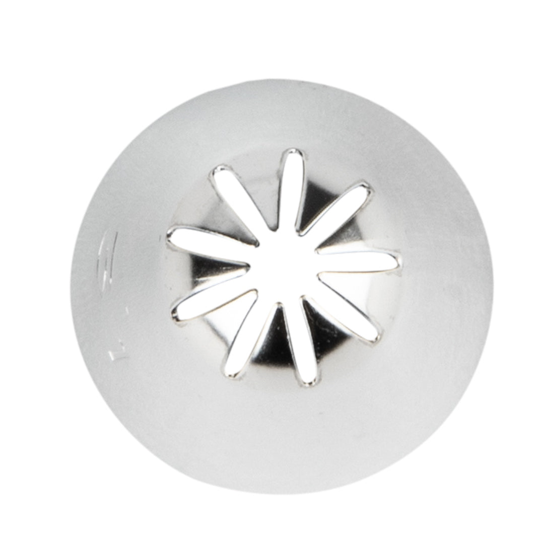 Pastry Tek Stainless Steel #31 Closed Star Piping Tip - 3/4" x 3/4" x 1 1/4" - 1 count box