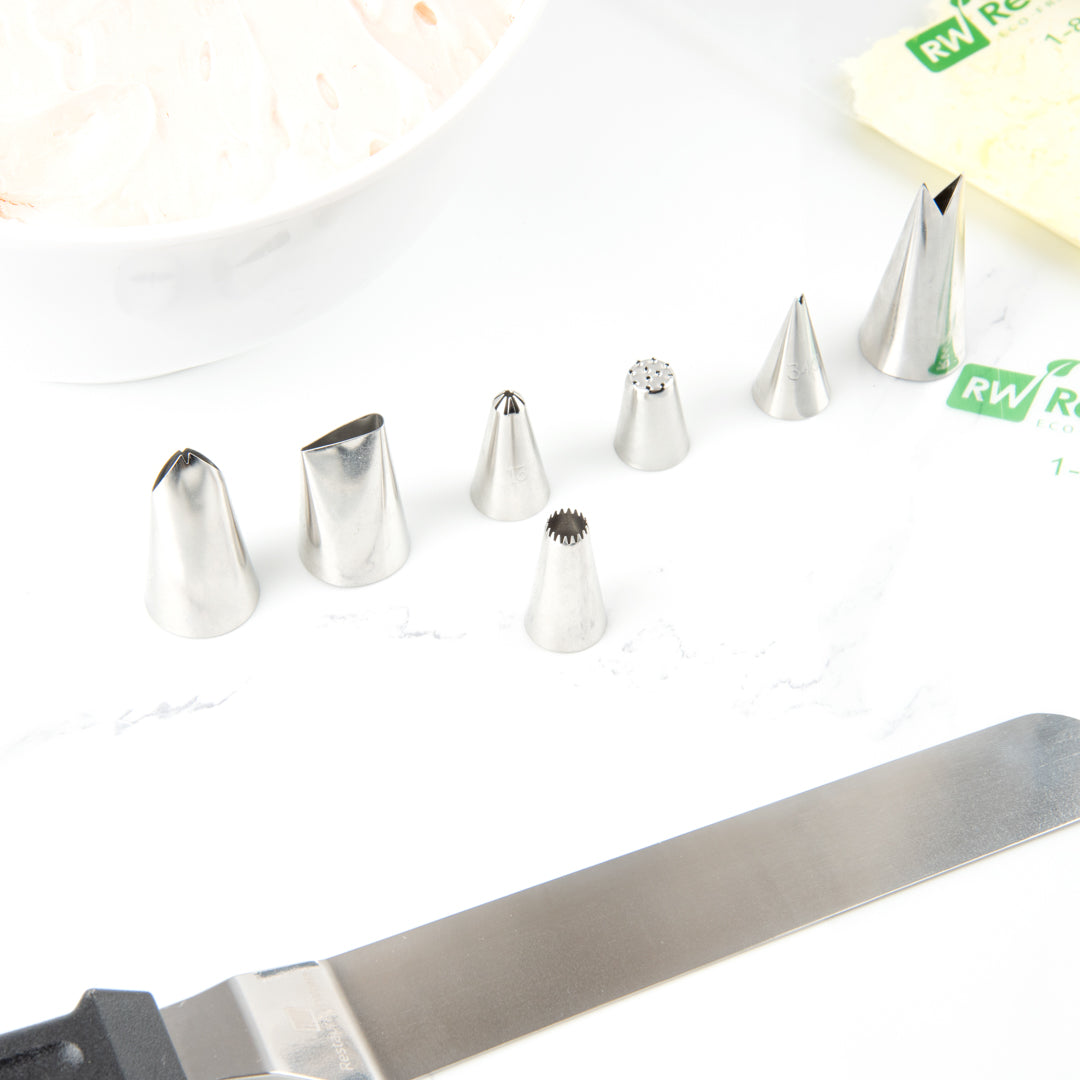 Pastry Tek Stainless Steel #199 Open Star Piping TIp - 3/4" x 3/4" x 1 1/4" - 1 count box