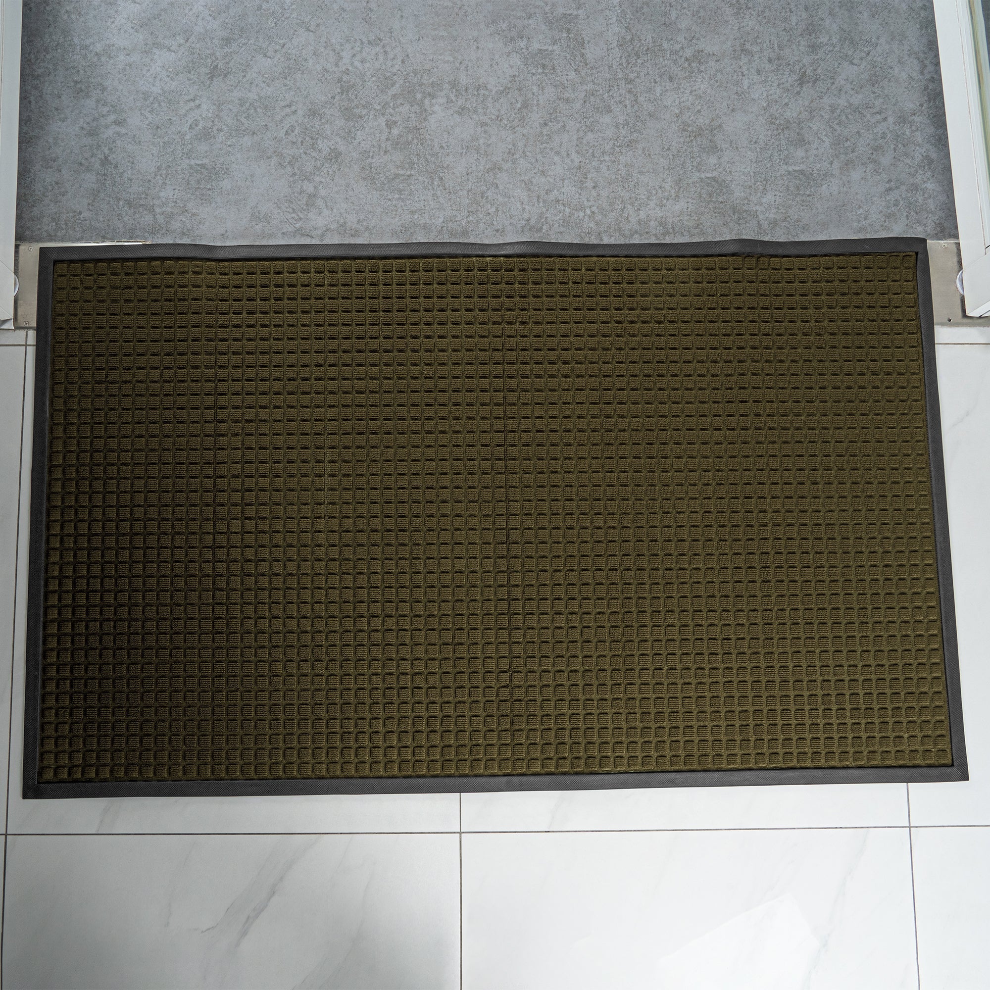 Comfy Feet Brown Heavy-Duty Carpet Floor Mat - Waffle, heavy-duty - 60" x 36" - 1 count box