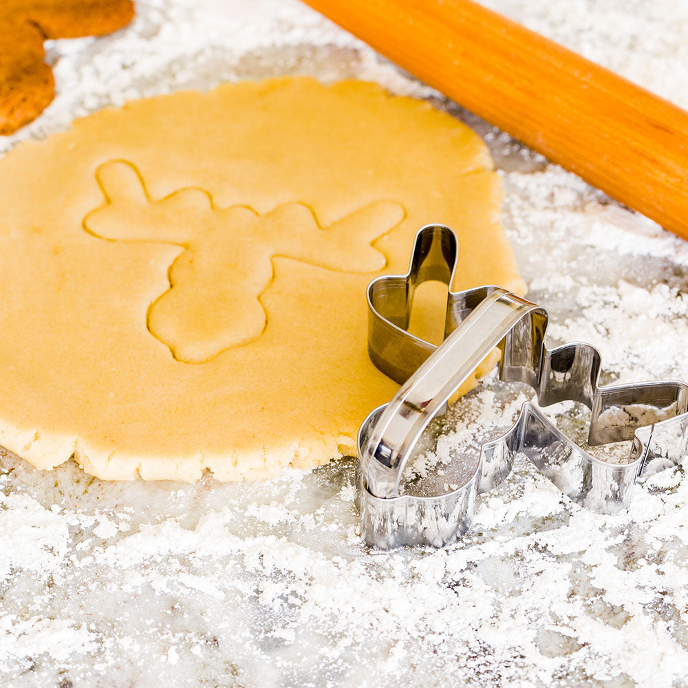 Pastry Tek Metal Reindeer Cookie Cutter with Handle 4 inch 1 count box