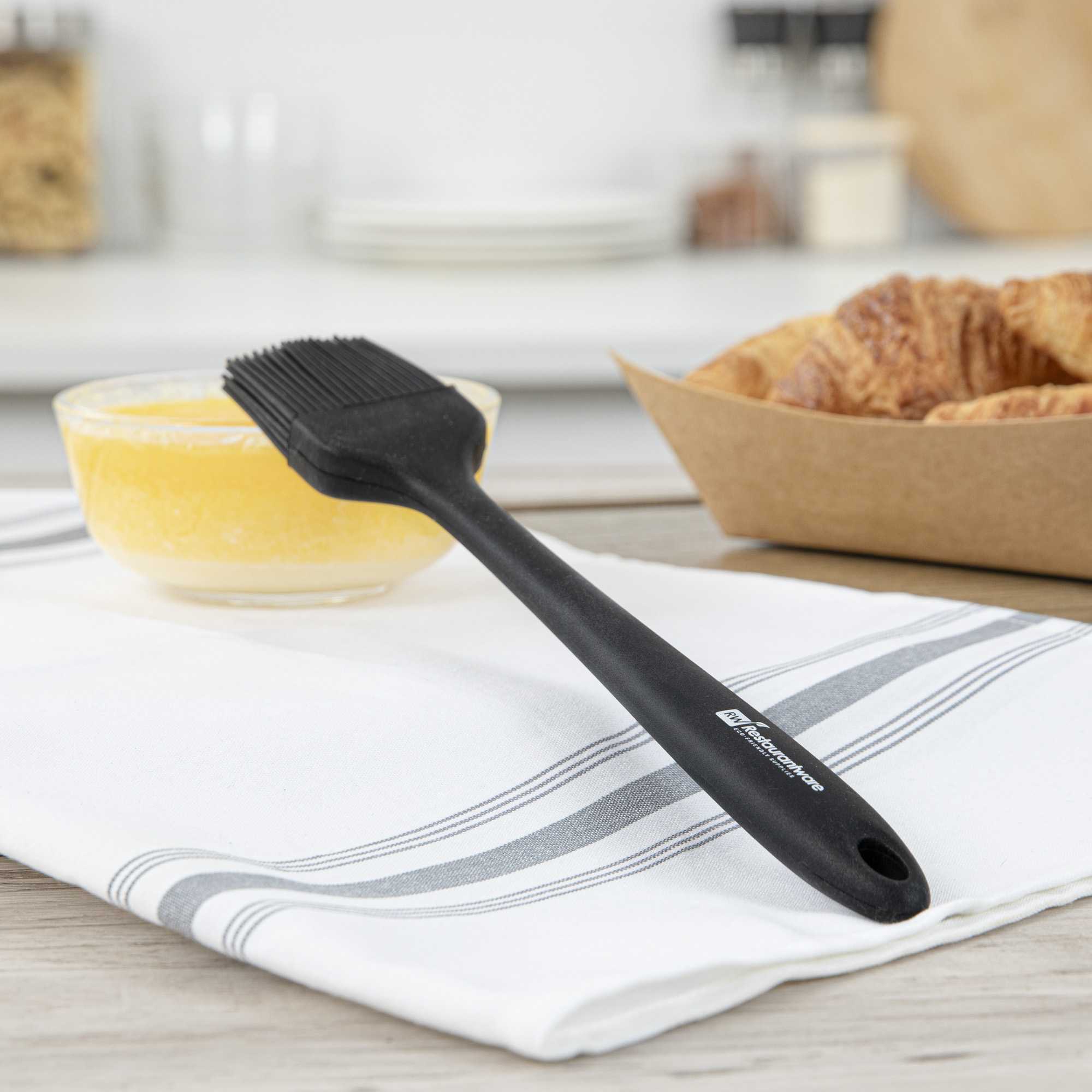 Chef 101 Black Silicone Pastry and Basting Brush - 10 1/4" x 1 3/4" x 3/4" - 1 count box