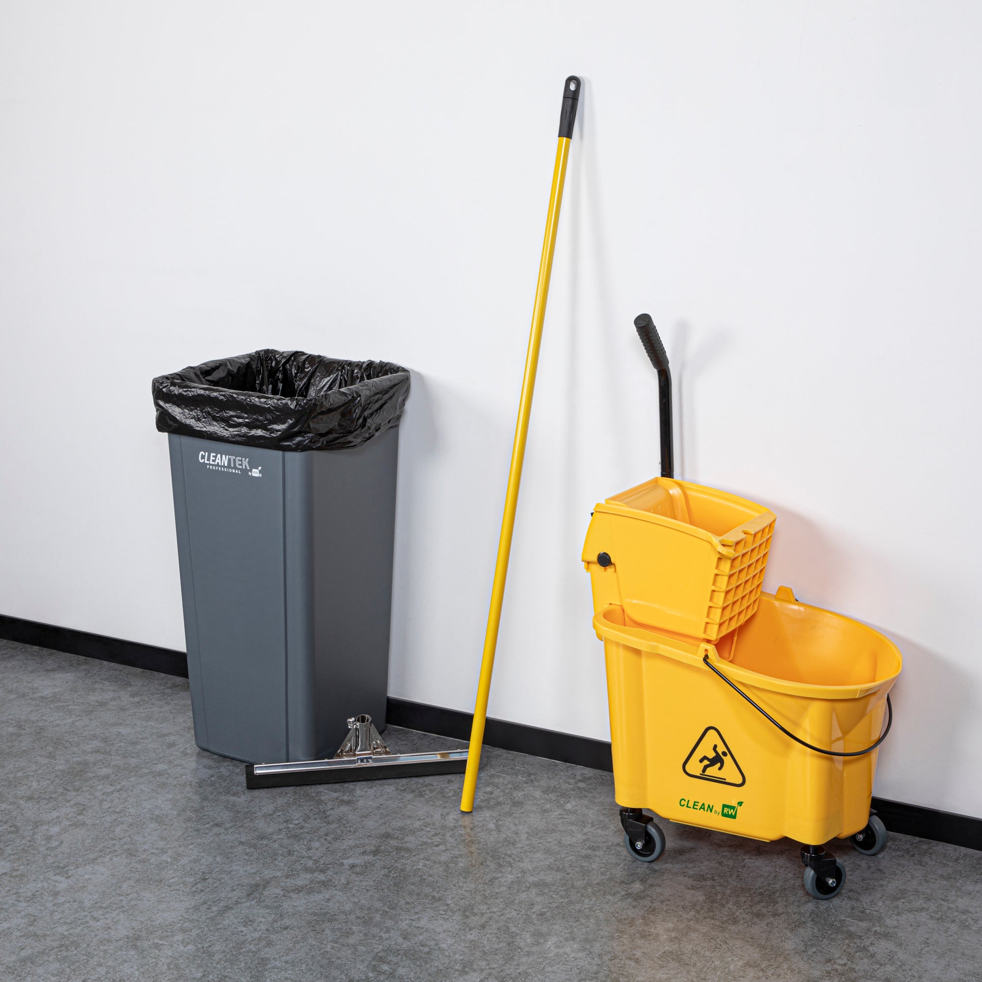 RW Clean Yellow Iron Handle for Floor Squeegee - 54 1/4" x 1 1/4" x 1 1/4" - 1 count box