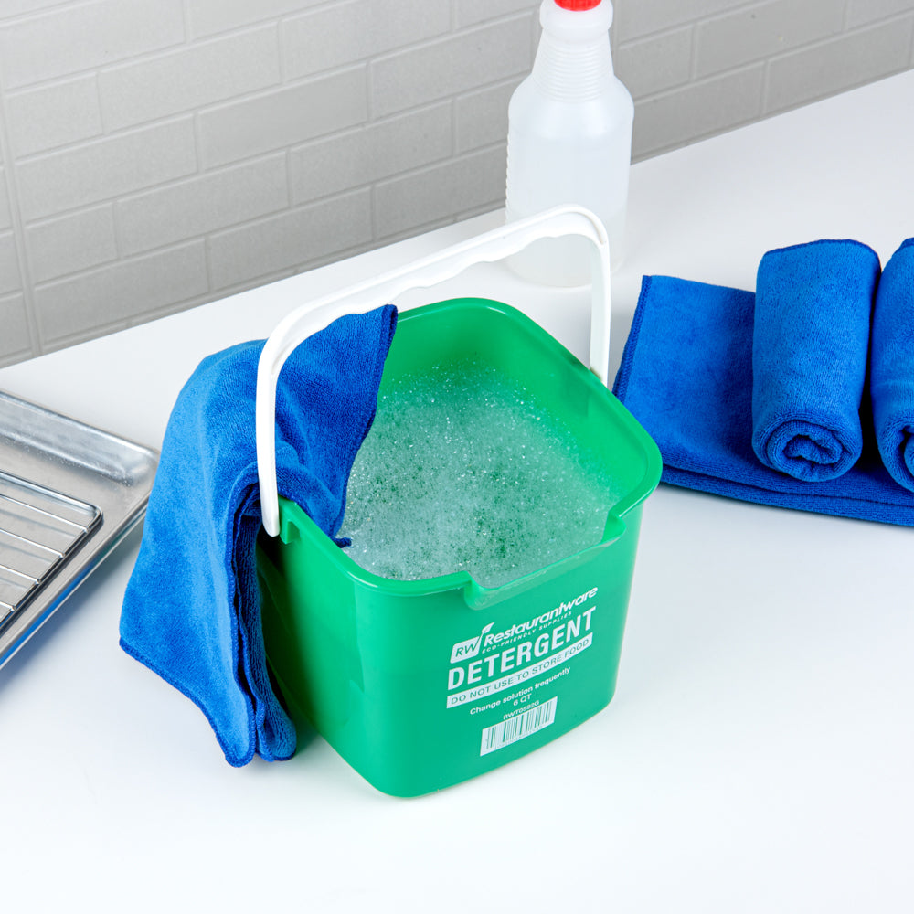 RW Clean 6 Qt Square Green Plastic Cleaning Bucket - with Plastic Handle - 8 1/2" x 8 1/2" x 7 1/4" - 1 count box