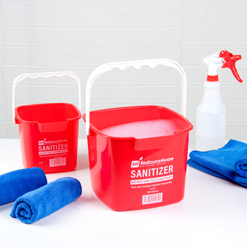 RW Clean 8 Qt Square Red Plastic Sanitizing Bucket - with Plastic Handle - 9 3/4" x 9 3/4" x 7 1/2" - 10 count box