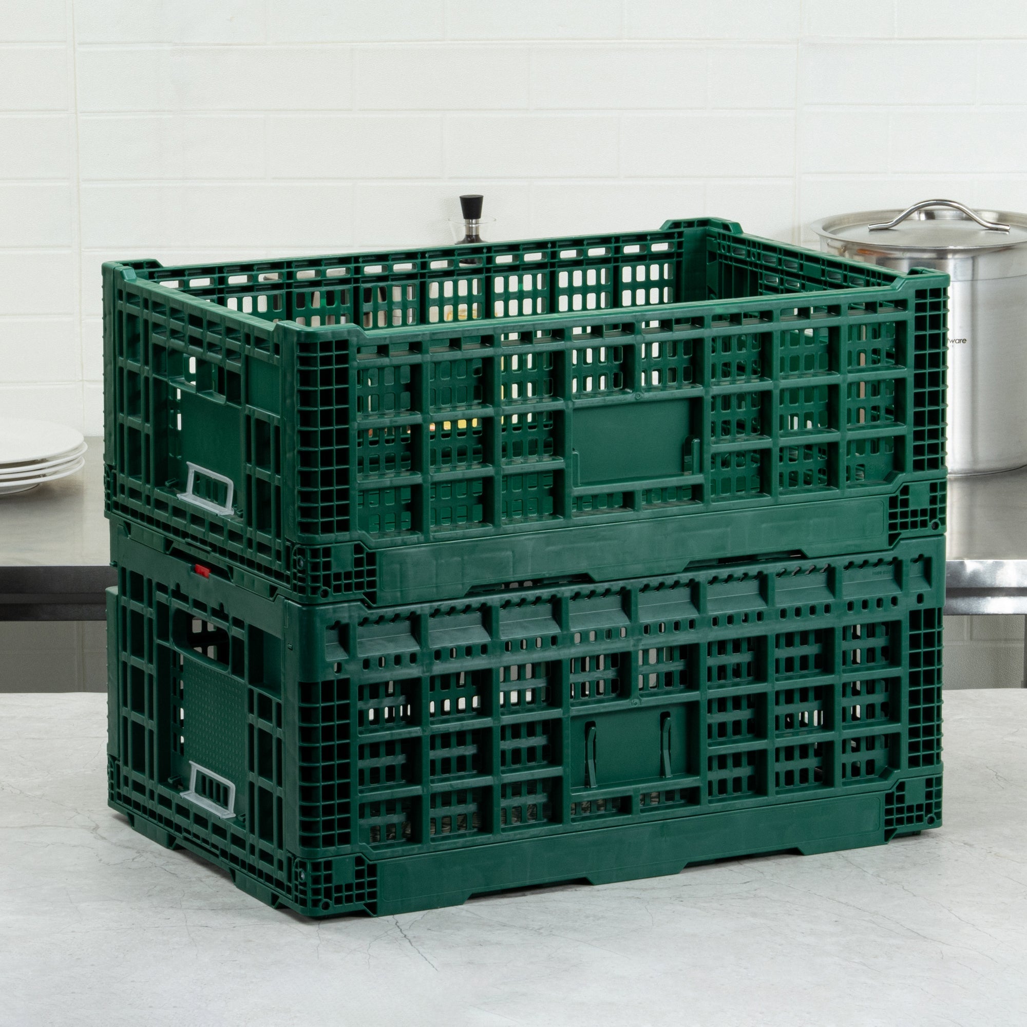 Cater Tek Rectangle Green Plastic 36L Collapsible Milk Crate - Stackable - 23 1/2" x 15 3/4" x 8 1/2" - 1 count box