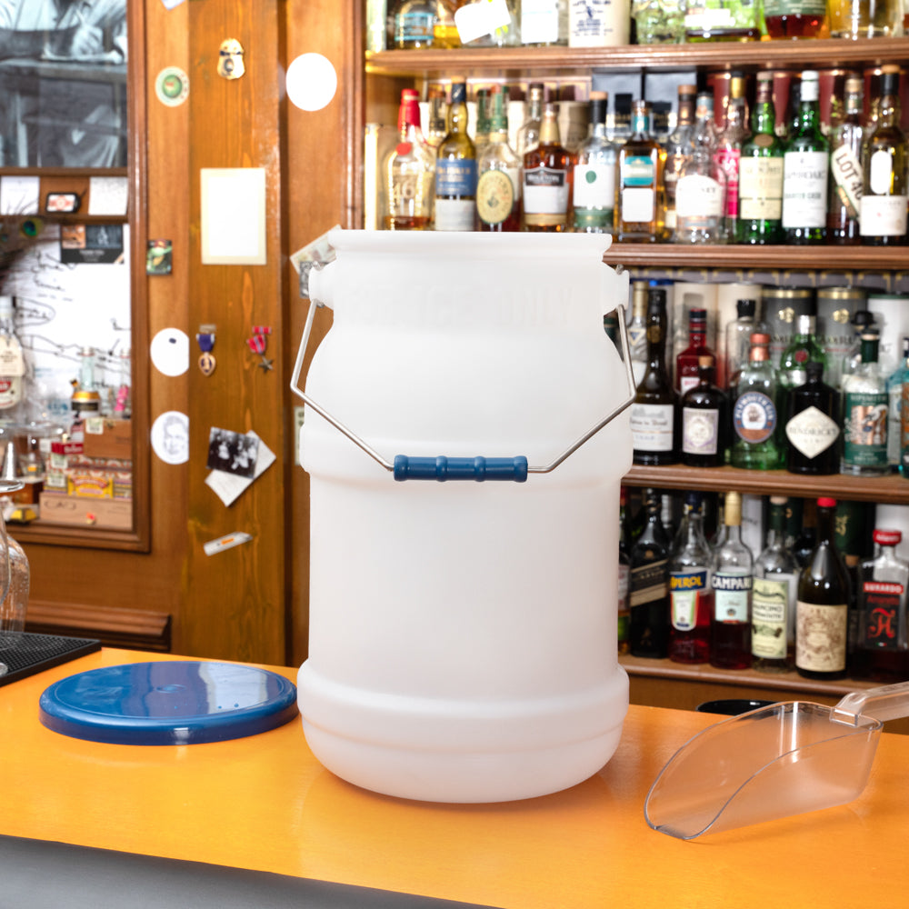 Met Lux 5 gal Round White Plastic Ice Tote - with Lid, Mounting Bracket - 1 count box