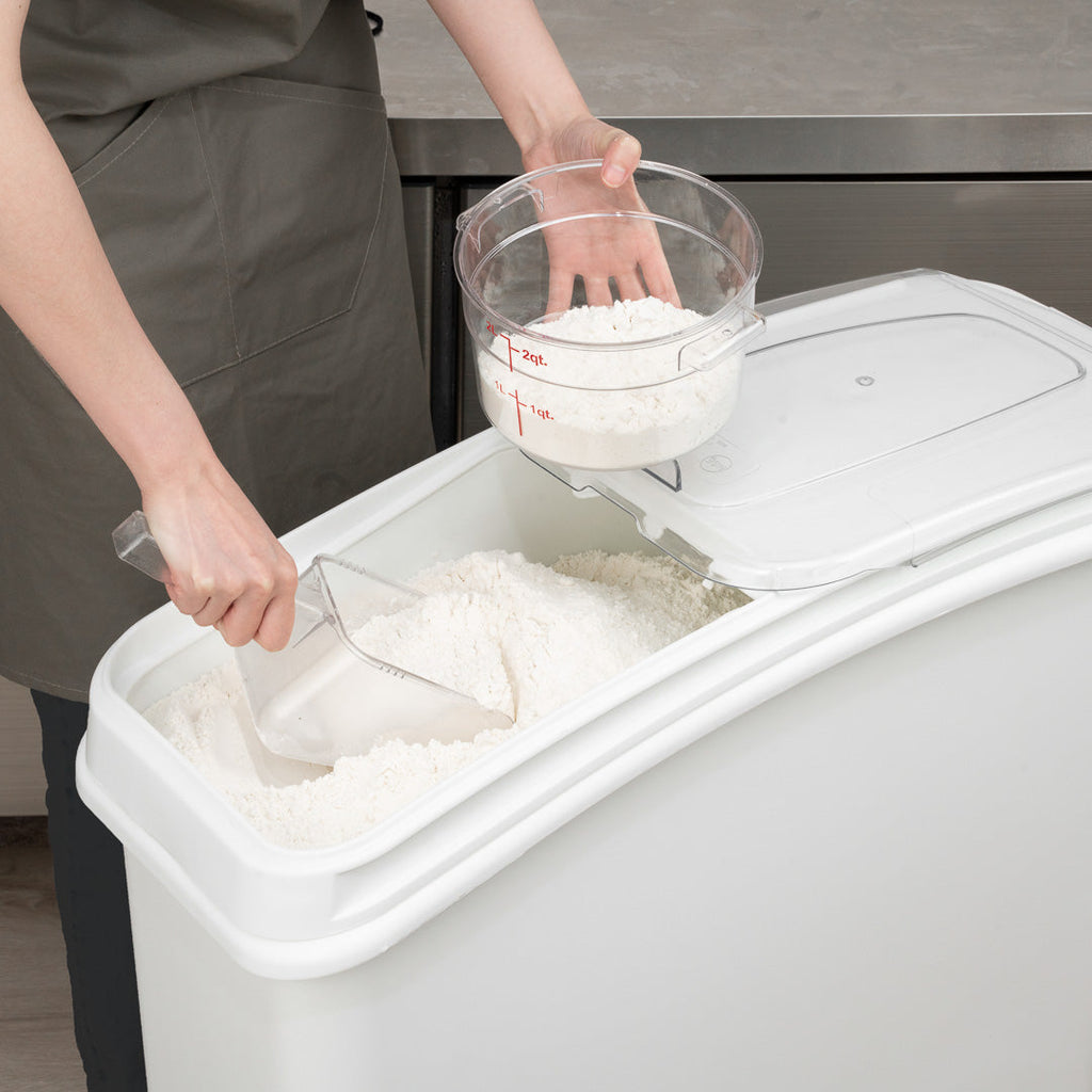 Met Lux 21 gal Rectangle White Mobile Ingredient Storage Bin - with Lid - 29" x 13" x 29 1/4" - 1 count box
