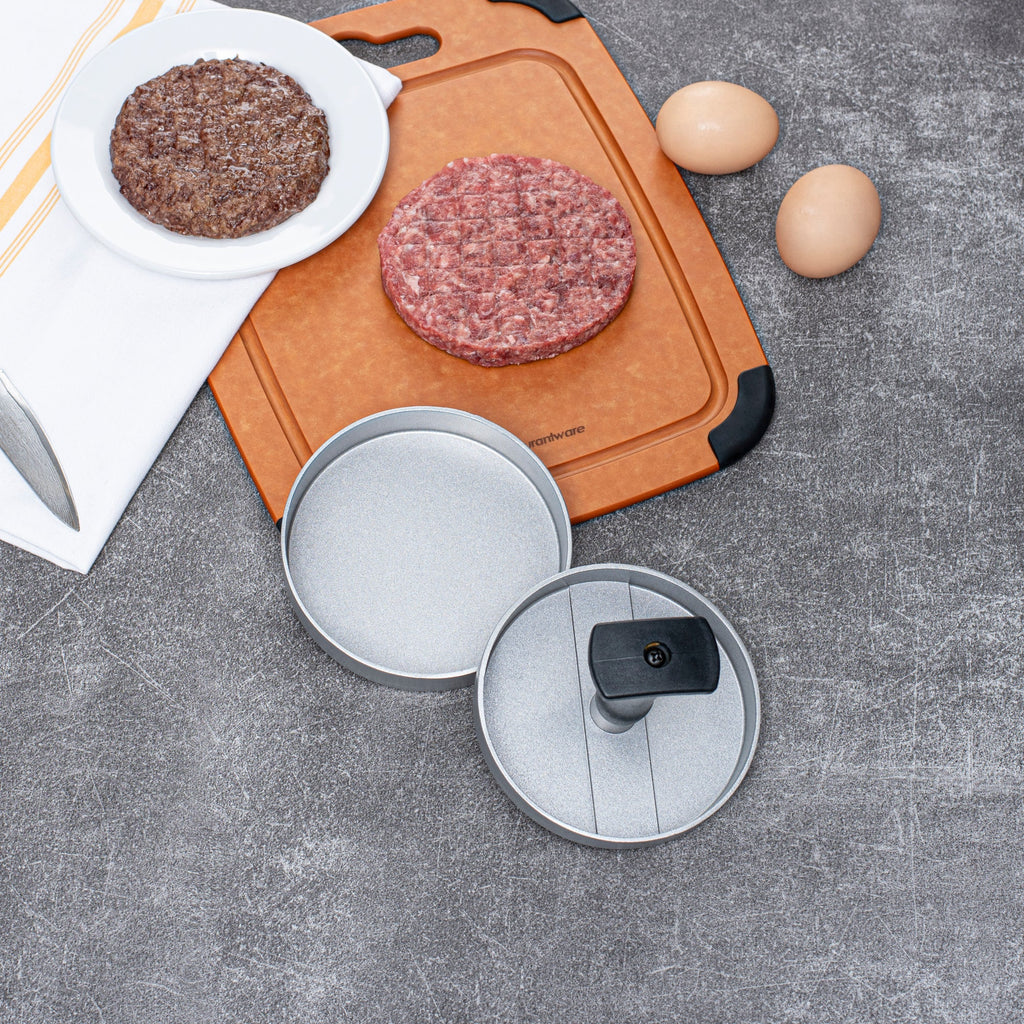 Met Lux Black Aluminum Burger Press - Non-Stick - 4 3/4" x 4 3/4" x 3 1/2" - 1 count box