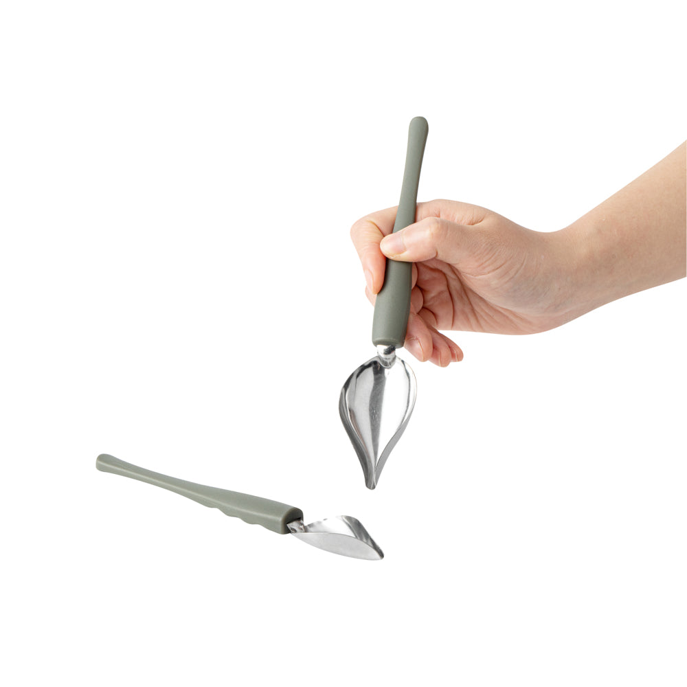Comfy Grip Stainless Steel Drawing / Decorating 2-Piece Spoon Set - 7 3/4" x 1 1/2" x 1 1/2" - 1 count box