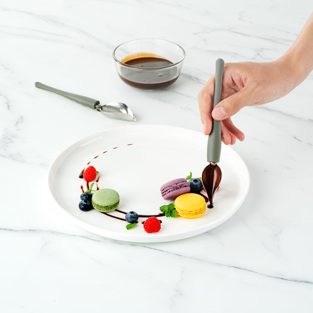 Comfy Grip Stainless Steel Drawing / Decorating 2-Piece Spoon Set - 7 3/4" x 1 1/2" x 1 1/2" - 1 count box