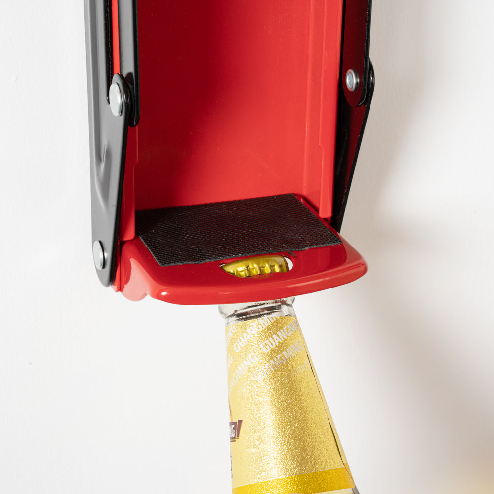 Met Lux Red Metal Can Crusher - for 12 / 16 oz Cans, Wall Mount - 1 count box