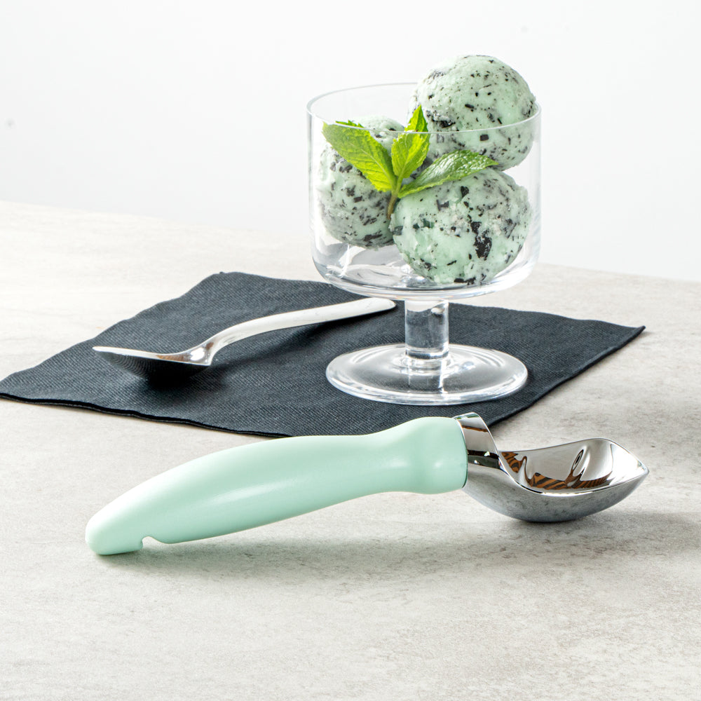 Comfy Grip Teal Metal Ice Cream Scoop - 7 3/4" x 2" x 1 3/4" - 1 count box