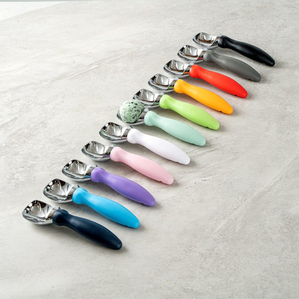 Comfy Grip Teal Metal Ice Cream Scoop - 7 3/4" x 2" x 1 3/4" - 1 count box