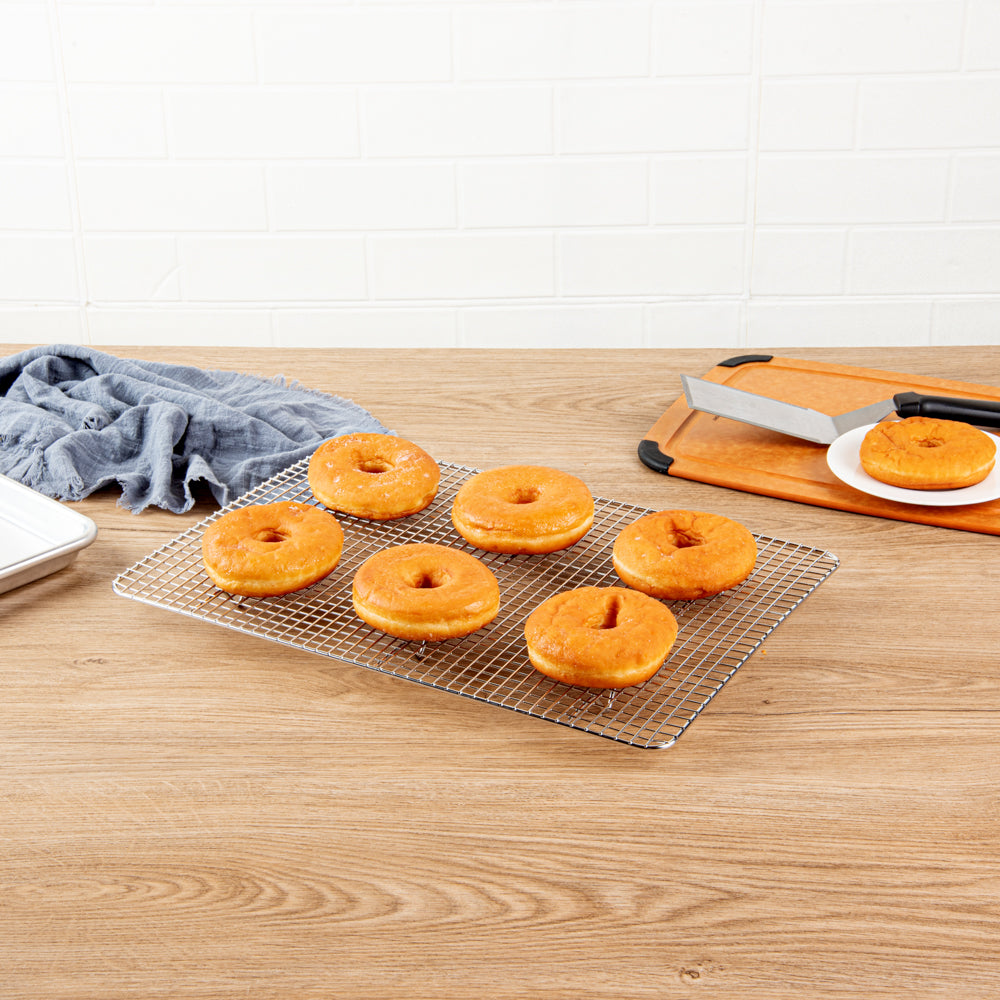 Met Lux Stainless Steel Footed Wire Cooling Rack - For Half Size Sheet Pan - 11 3/4 x 17" - 1 count box