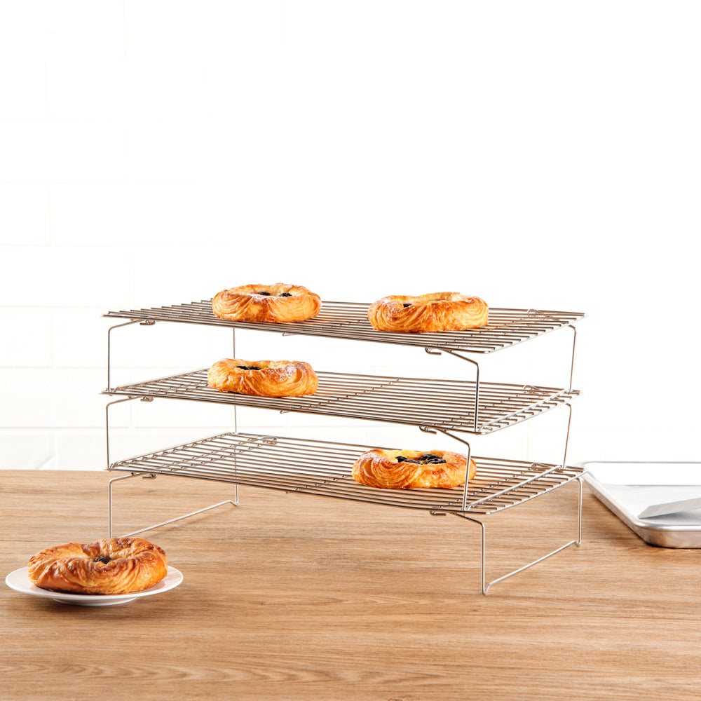 Met Lux Stainless Steel Stackable Cooling Rack Set - 3 Tier - 15 3/4" x 9 3/4" x 8 1/4" - 1 count box
