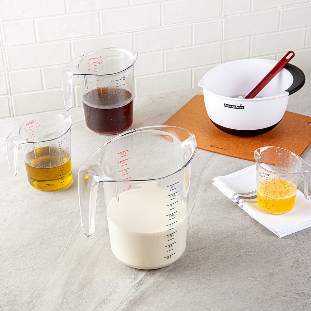Chef 101 4 qt (16 cups) Clear Plastic Measuring Cup - 9 1/2" x 7 1/4" x 9 1/2" - 1 count box
